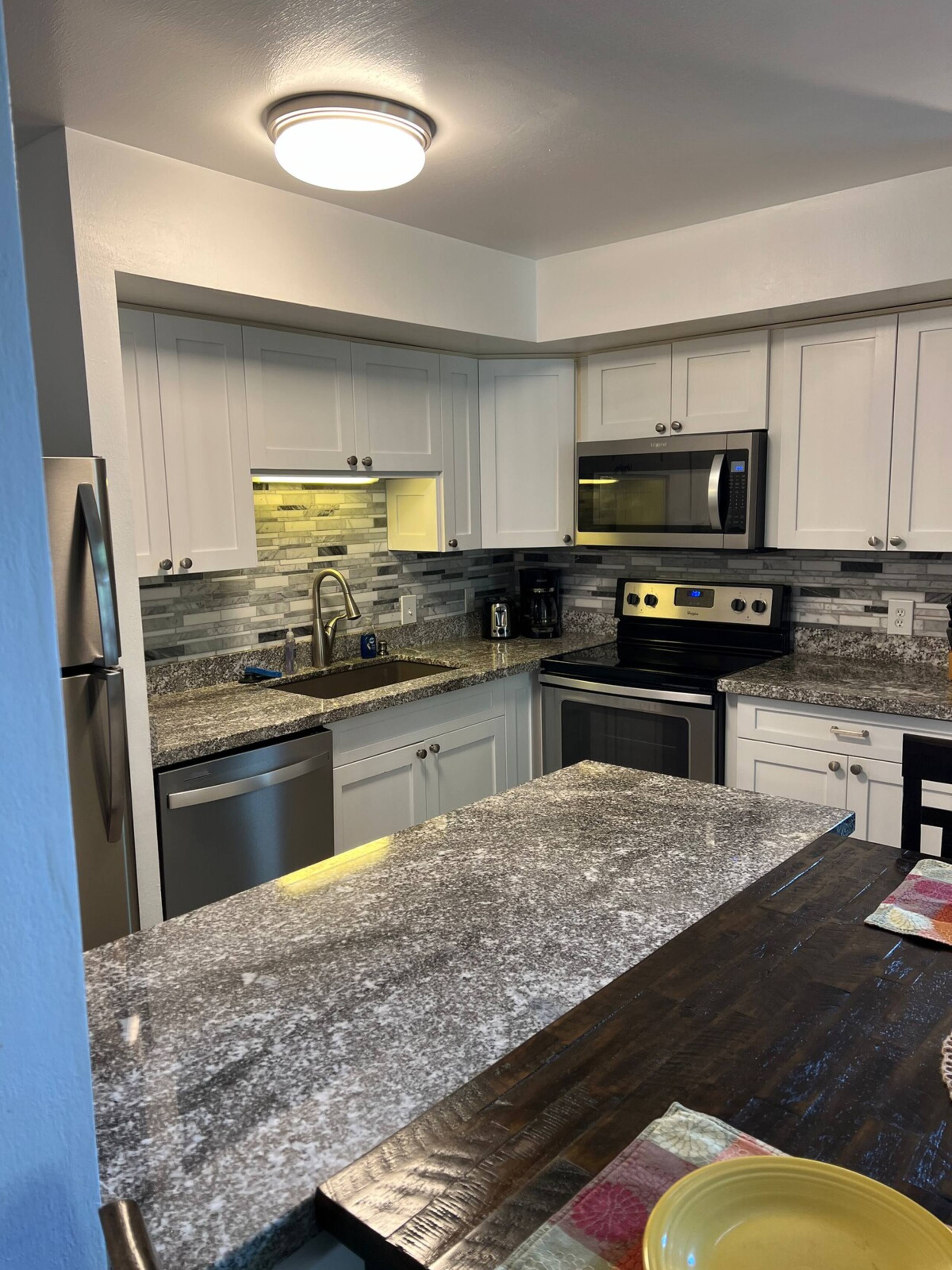 Turtle Bay Condo, 2 Bedroom, sleeps 6 - Photo 17