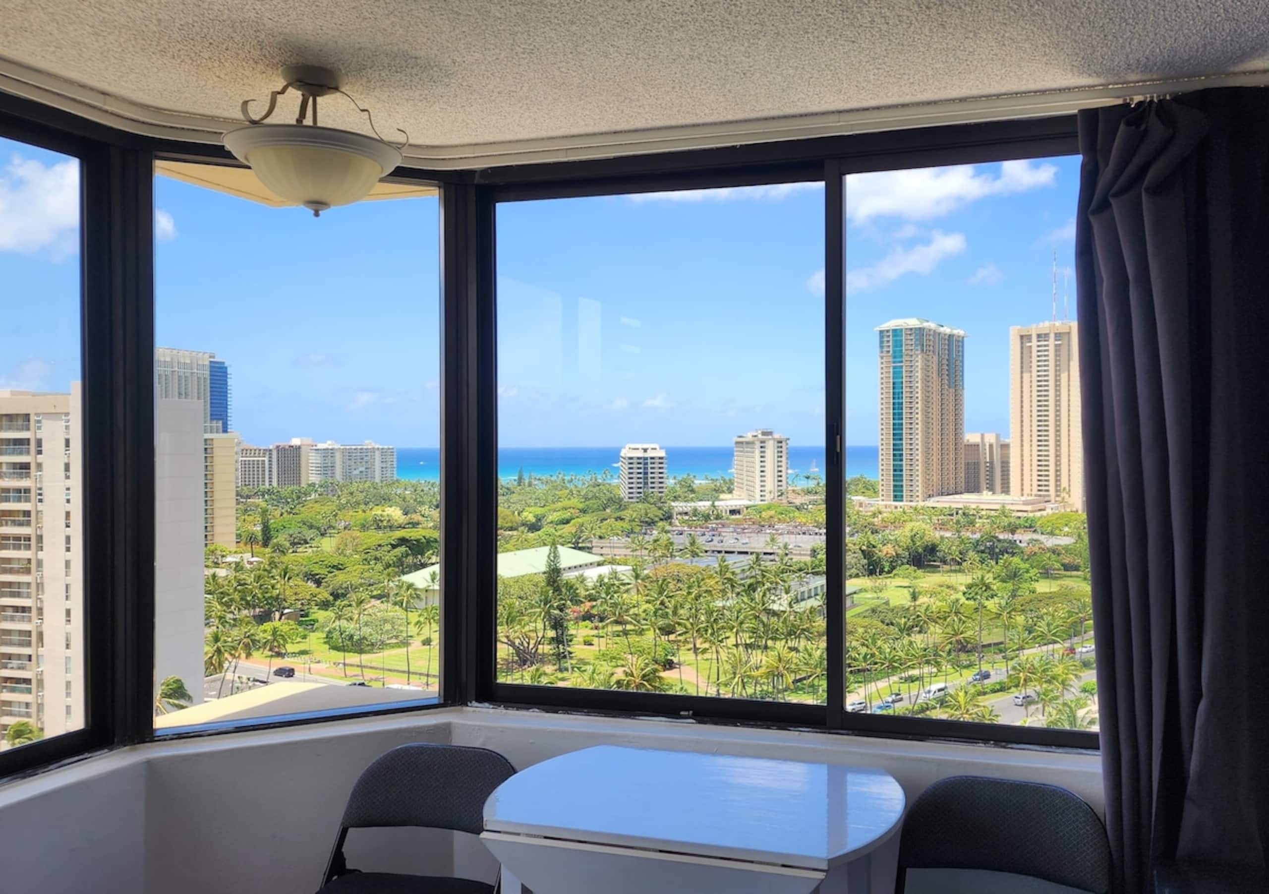Modern, comfortable, with beautiful panoramic view - Photo 9
