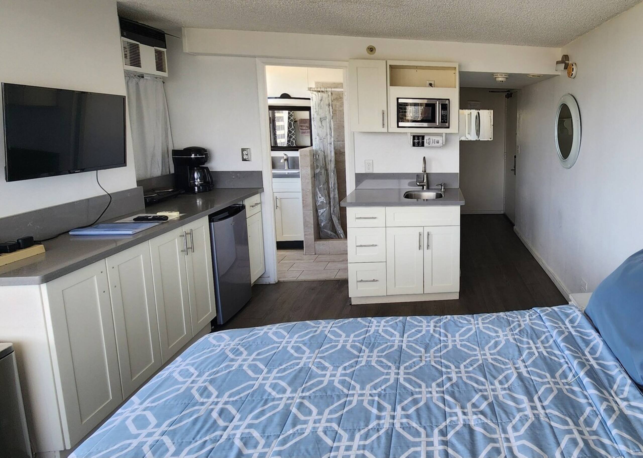 Modern, comfortable, with beautiful panoramic view - Photo 4