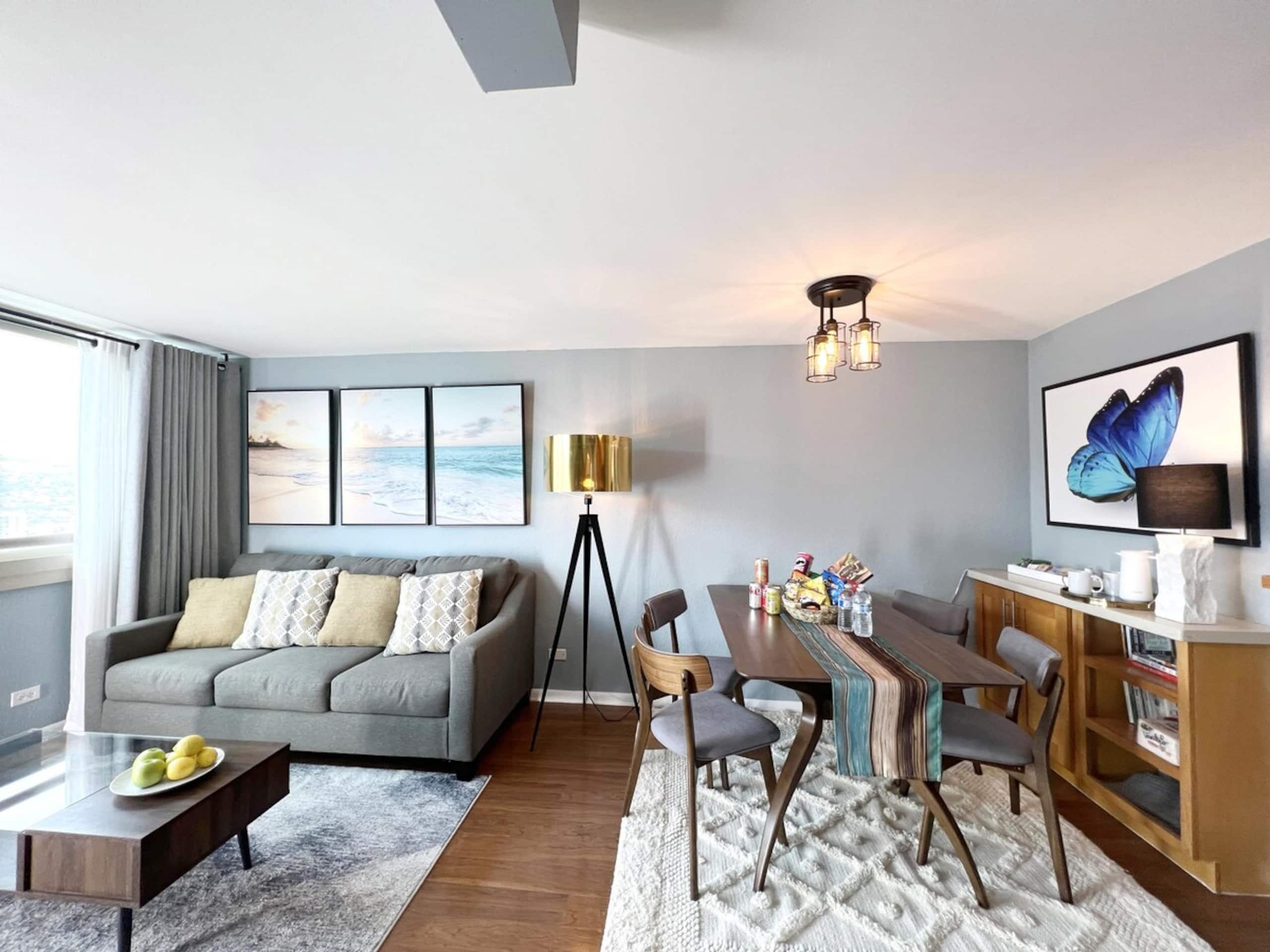 Center of Waikiki - 1 Bedroom 3 Queen Size Beds - Photo 3