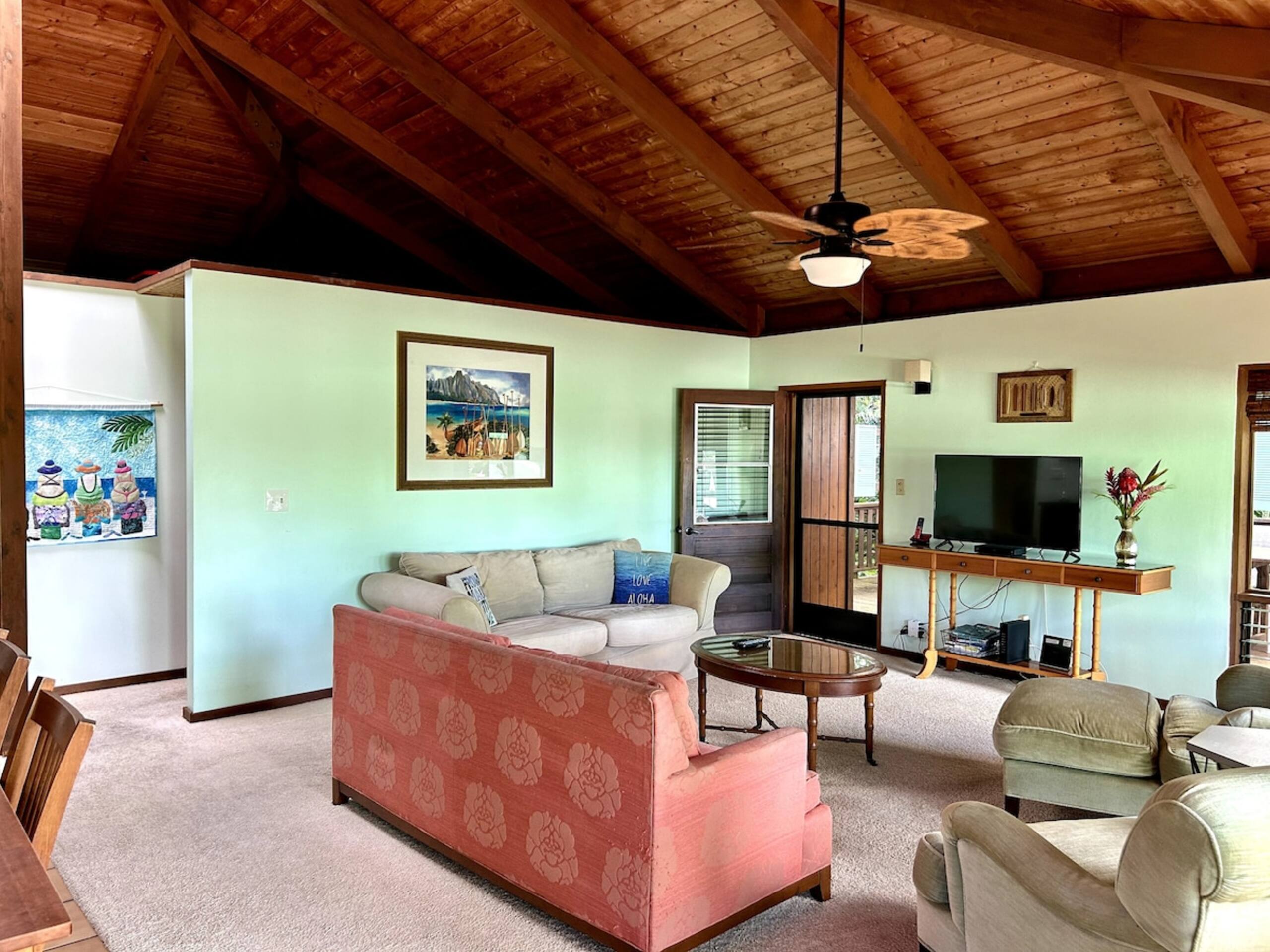 Spacious Private 3 BR Home A/C & Wifi - Photo 4