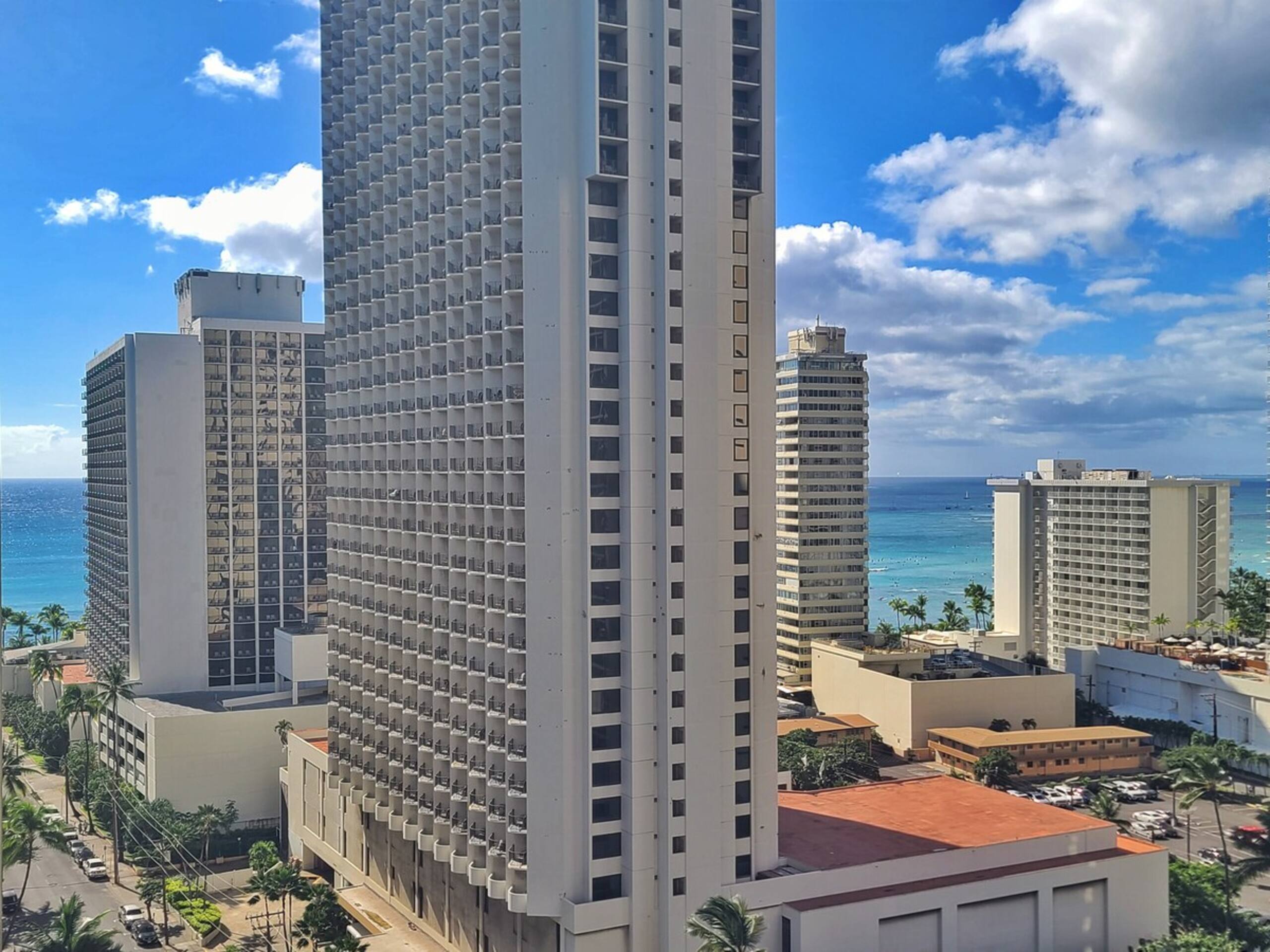 Brand New Listing Waikiki Condo OceanView Sleeps 6 - Photo 22