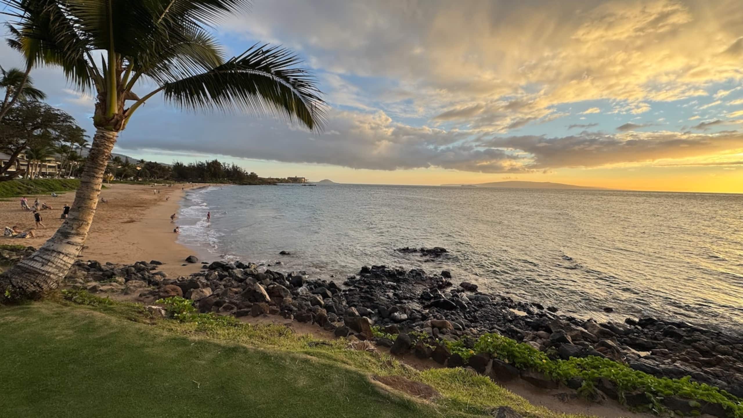Very Comfortable Kamaole Sands Condo Sleeps 4 - Photo 27