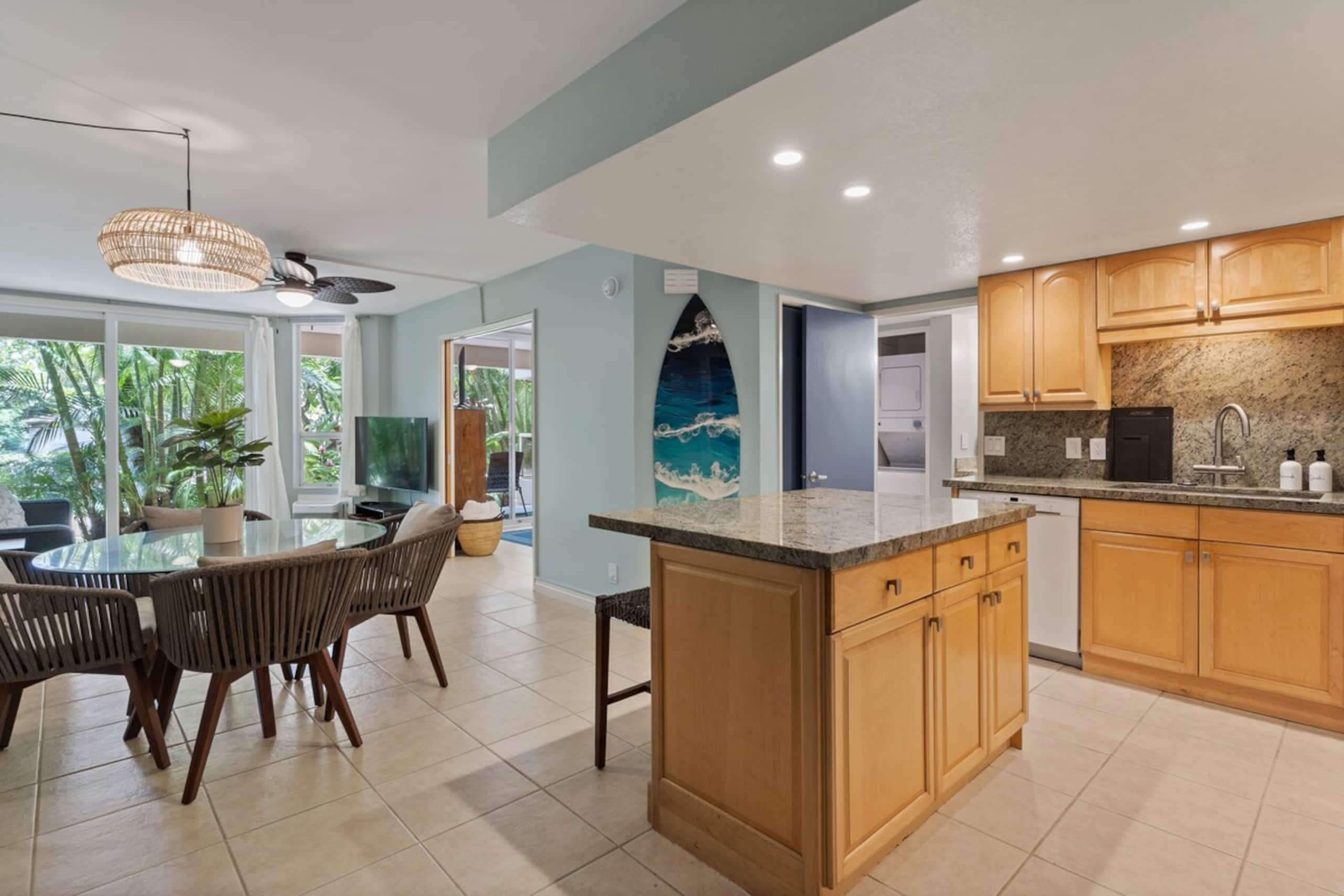 Kihei Apt: King & Queen Bed, Beach, Pools, AC, BBQ - Photo 21