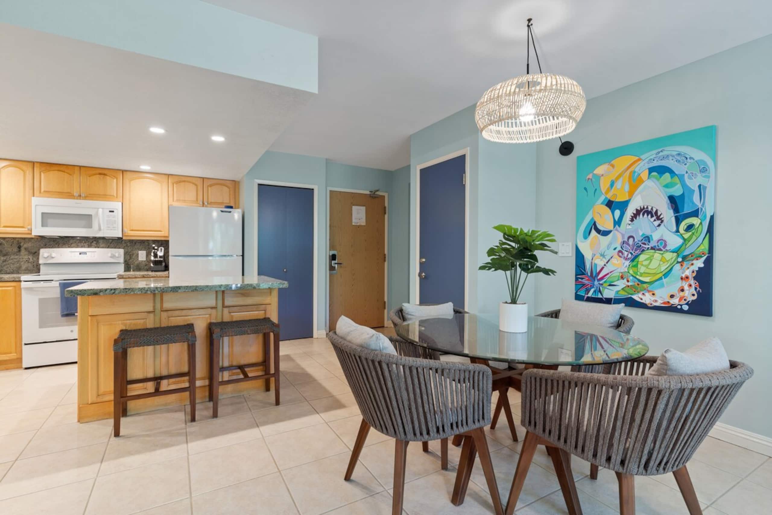 Kihei Apt: King & Queen Bed, Beach, Pools, AC, BBQ - Photo 24