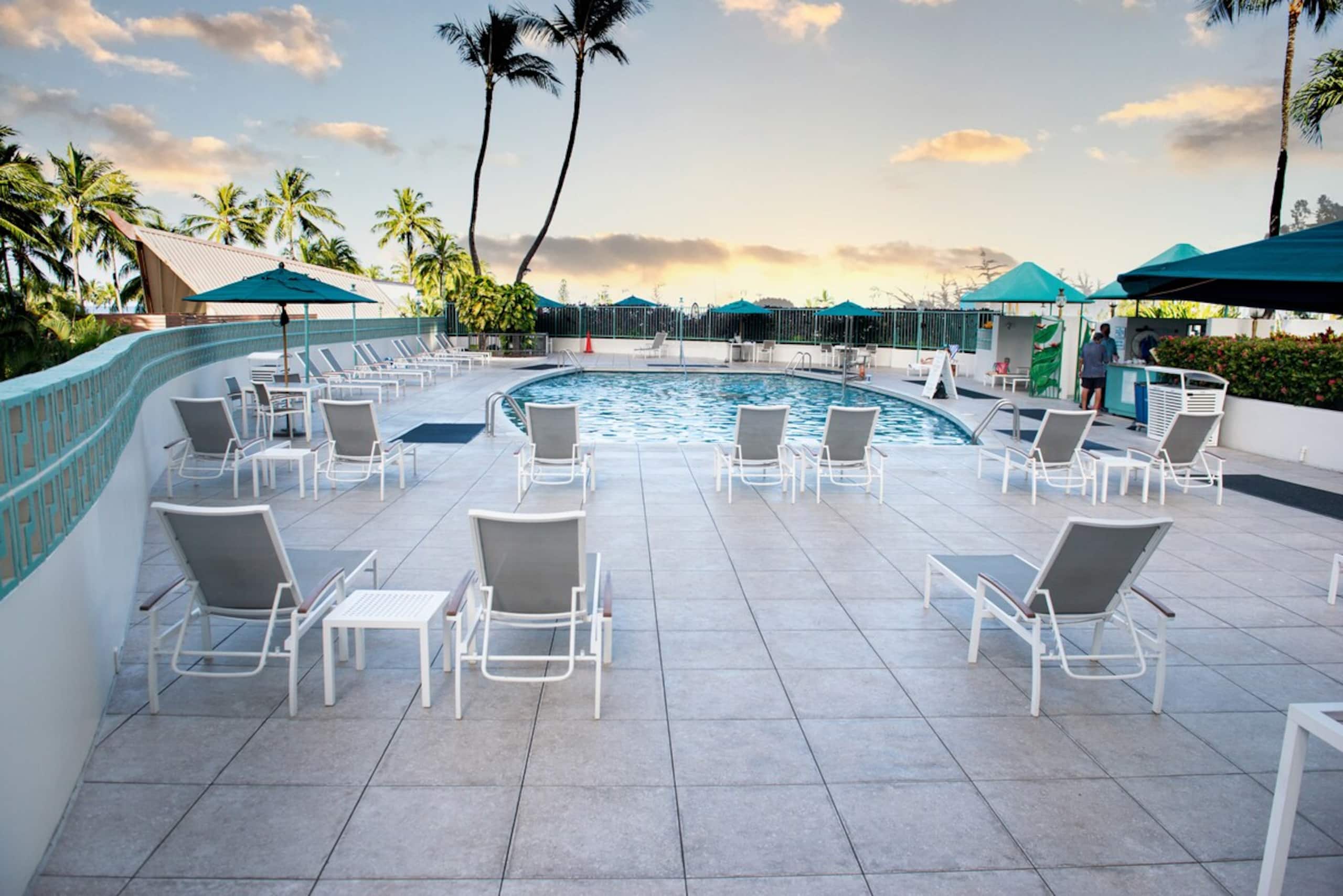 Ilikai Condo - FREE Parking, City View - Photo 18