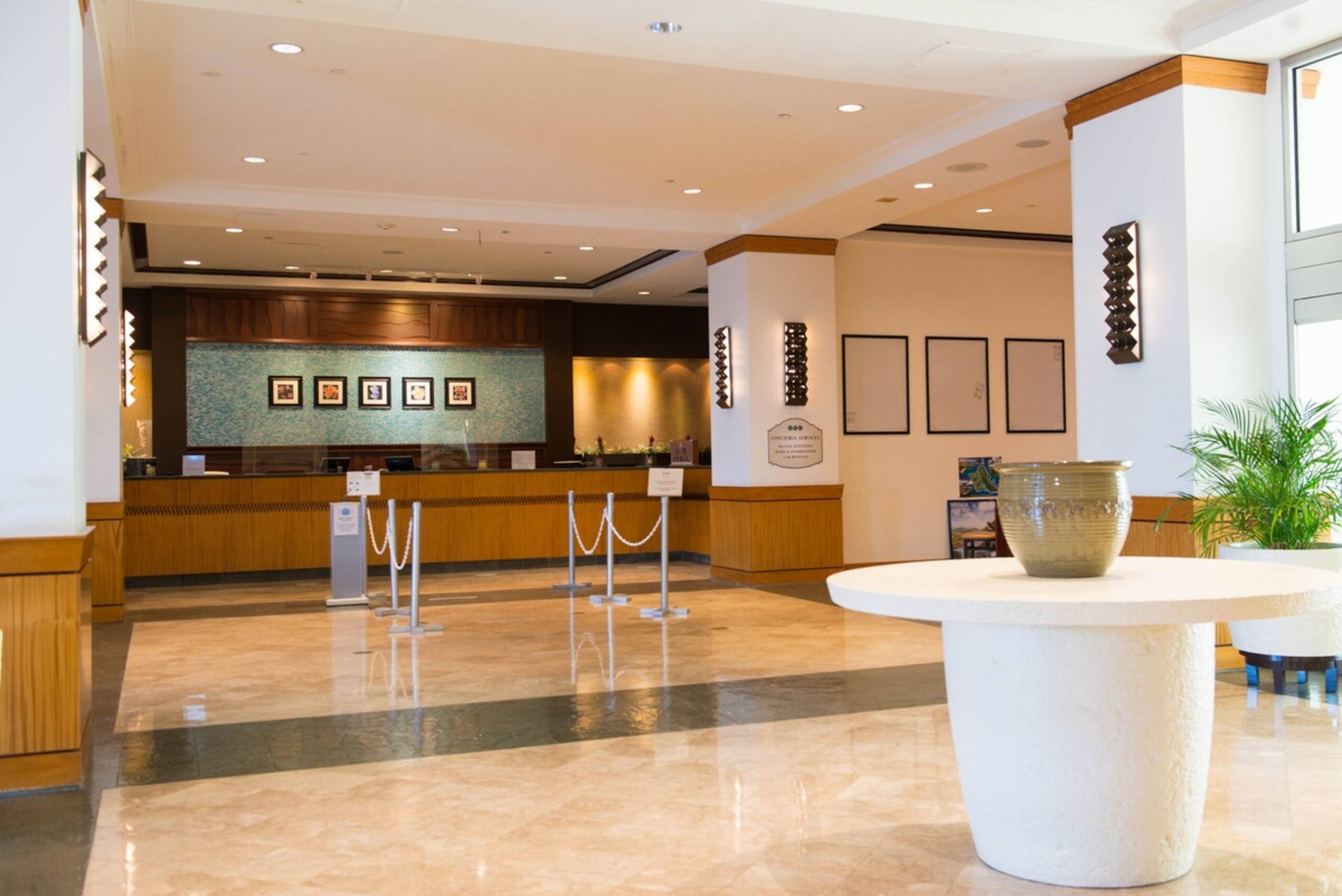 Ilikai Condo - FREE Parking, City View - Photo 16