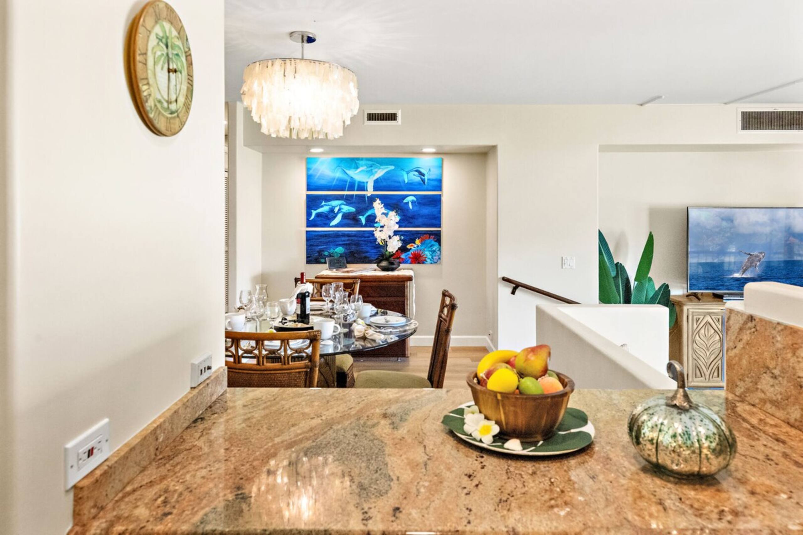 2nd floor, 2 bedroom deluxe vacation condo - Photo 13
