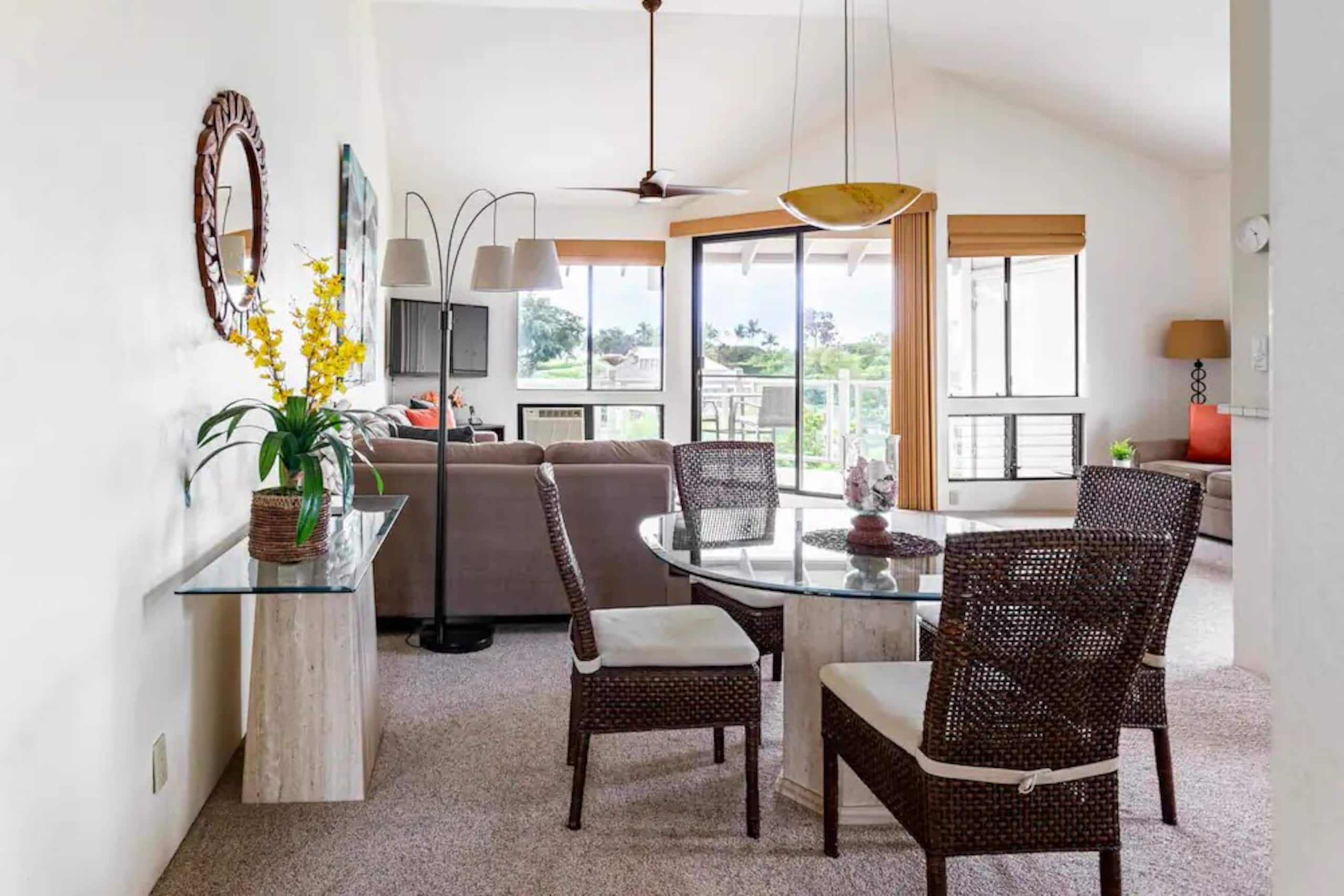 Gaze out at Panoramic Ocean Views from an Airy - Photo 9