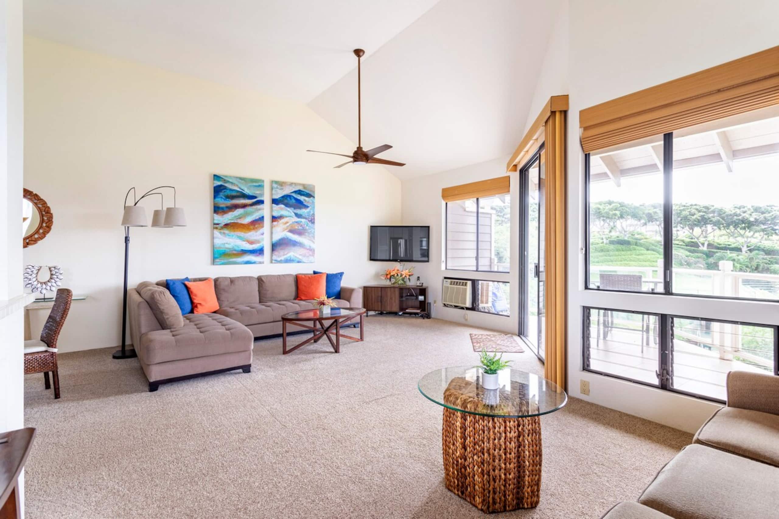 Gaze out at Panoramic Ocean Views from an Airy - Photo 6