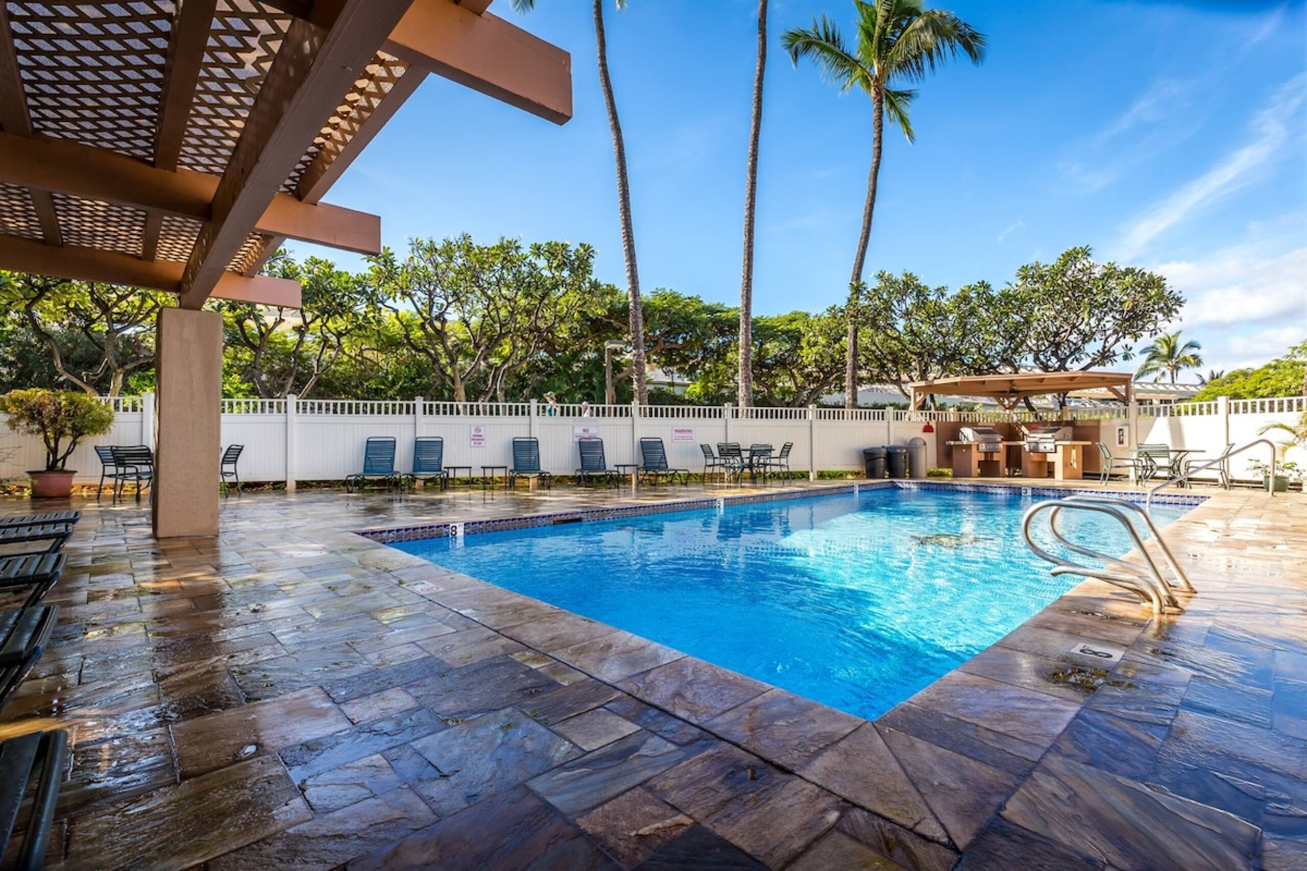 Best Beaches Remodeled End Unit for Luxury and Pr - Photo 21