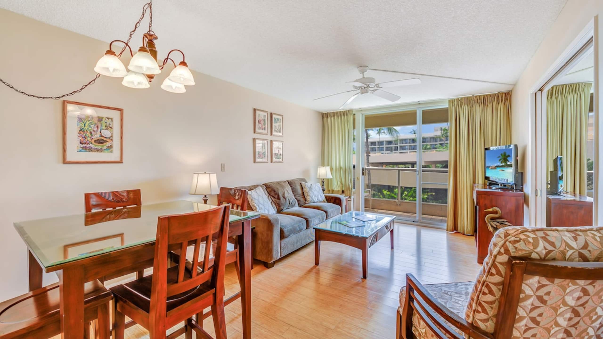 Cozy 1BR condo w/ lanai & BBQ grill - Main photo