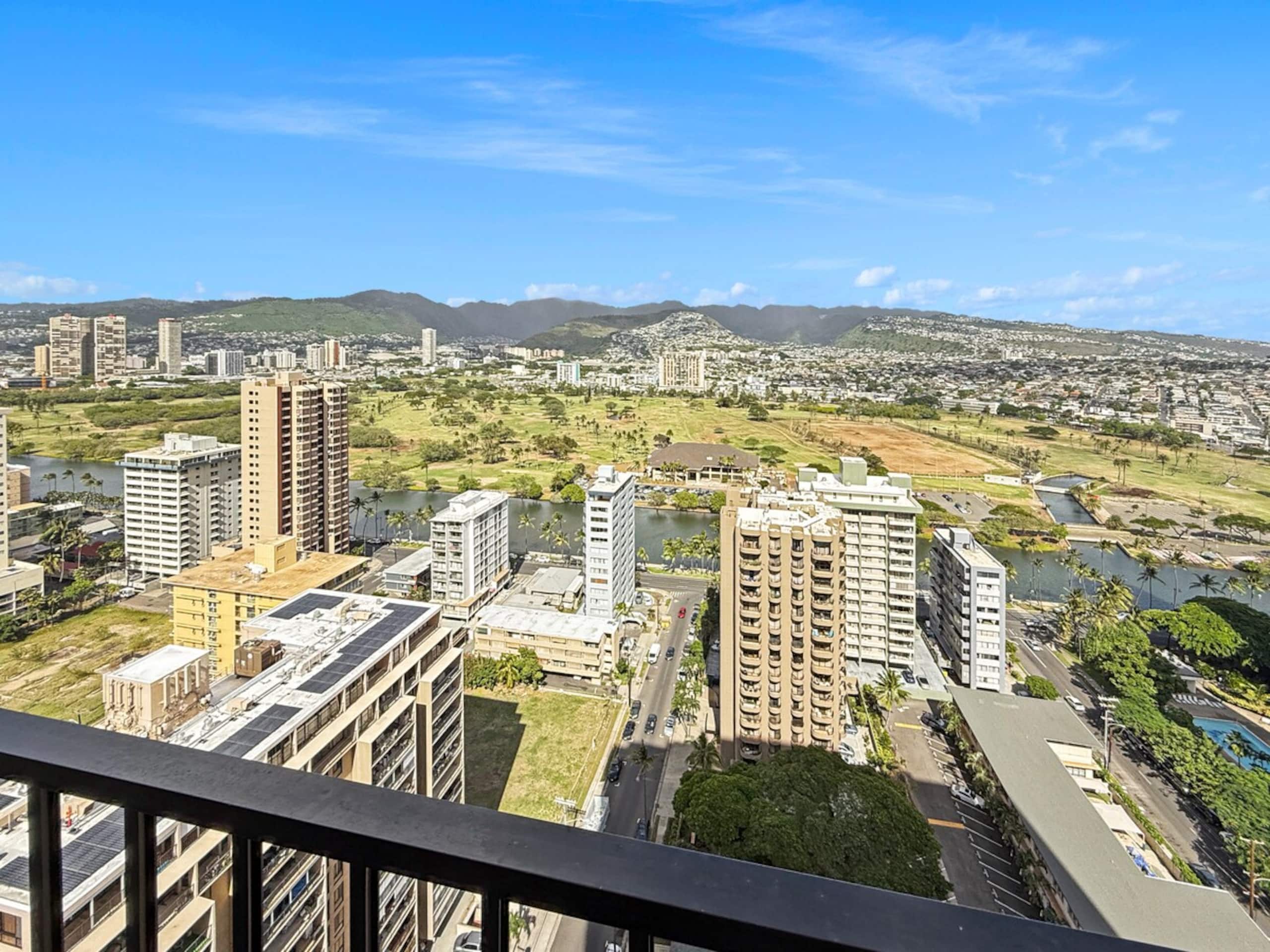 Mountain Views-1Bd/1Ba-Free Parking-AC-Beach Gear - Photo 19