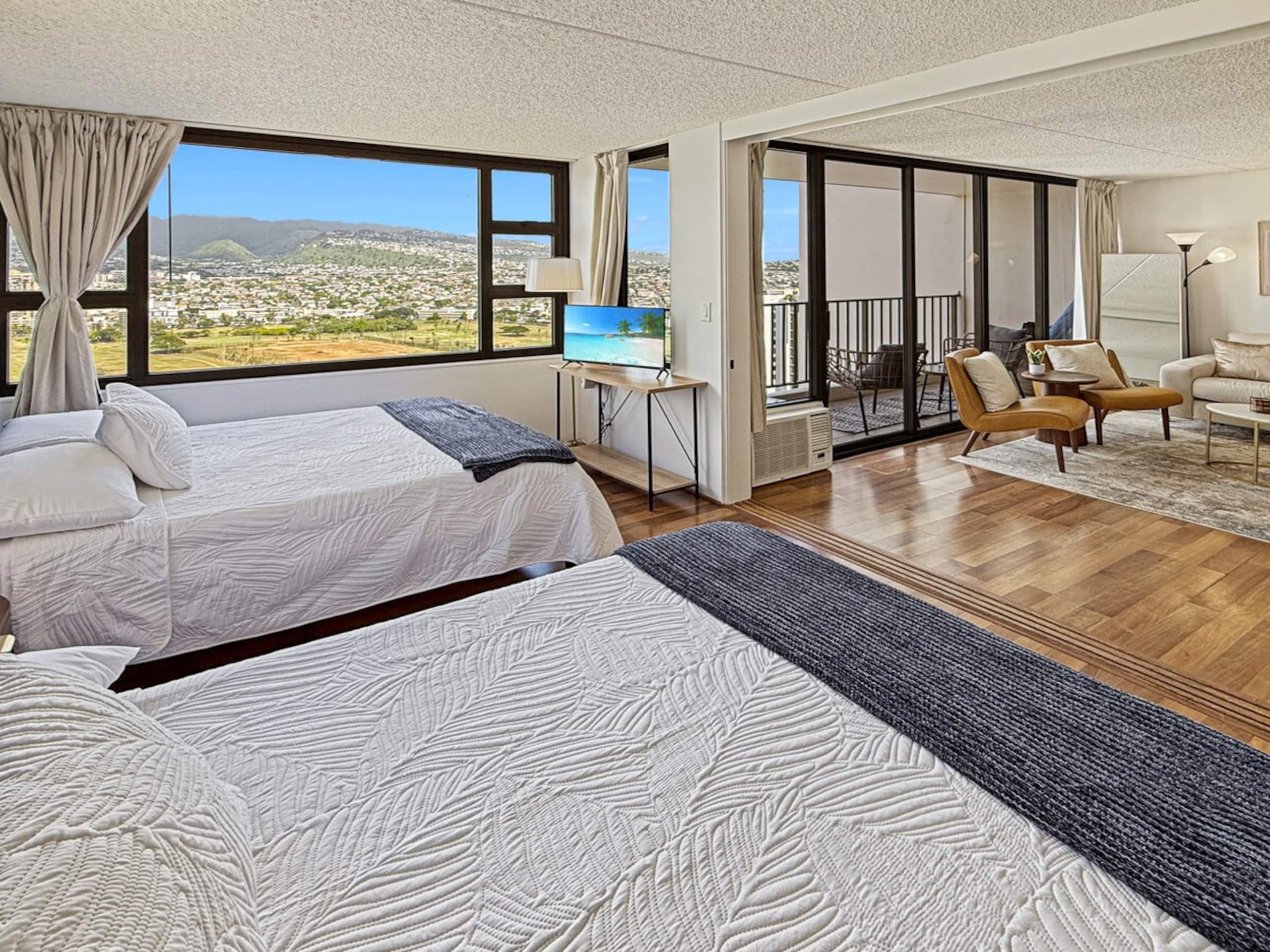 Mountain Views-1Bd/1Ba-Free Parking-AC-Beach Gear - Photo 10
