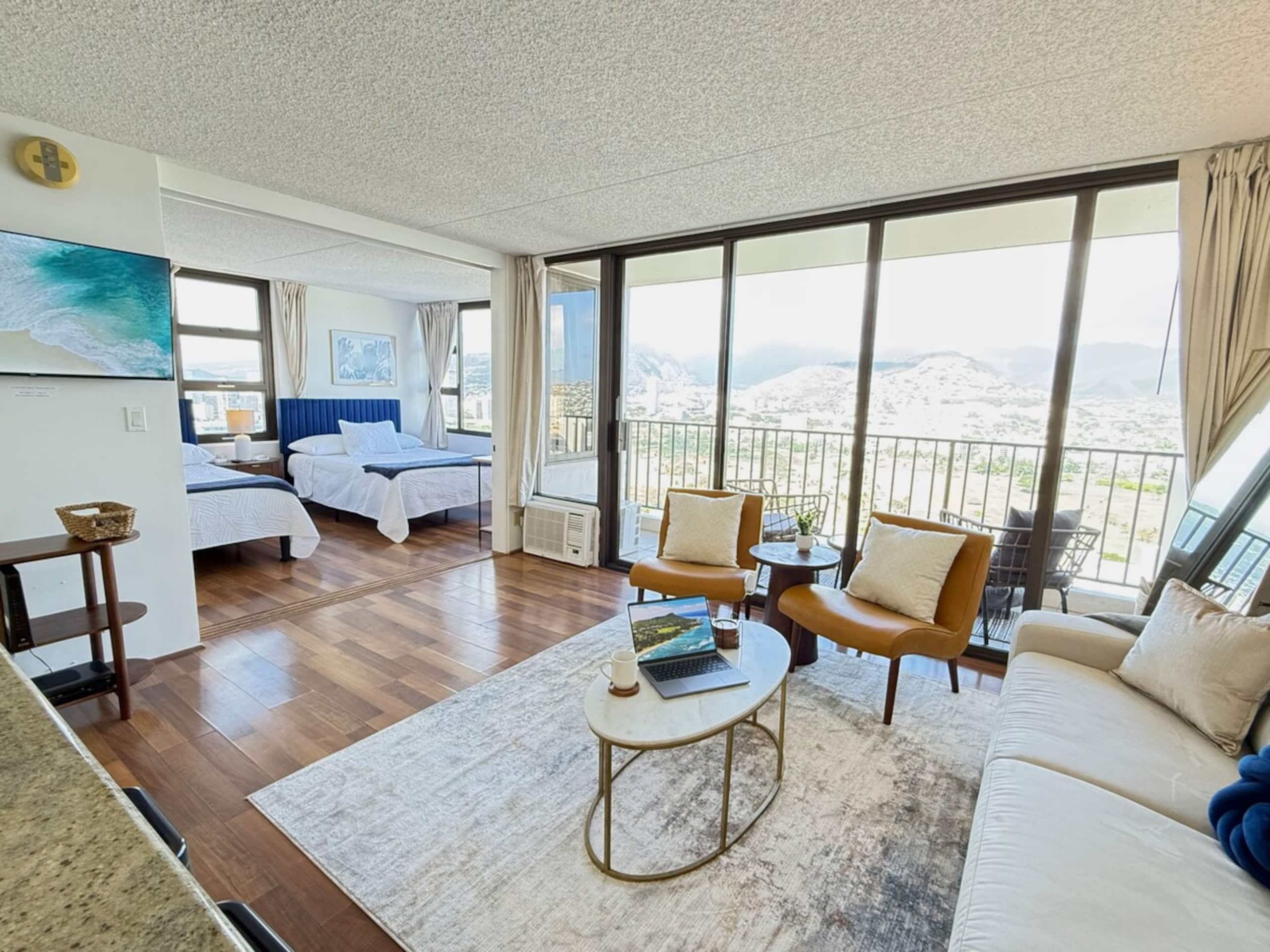 Mountain Views-1Bd/1Ba-Free Parking-AC-Beach Gear - Photo 15