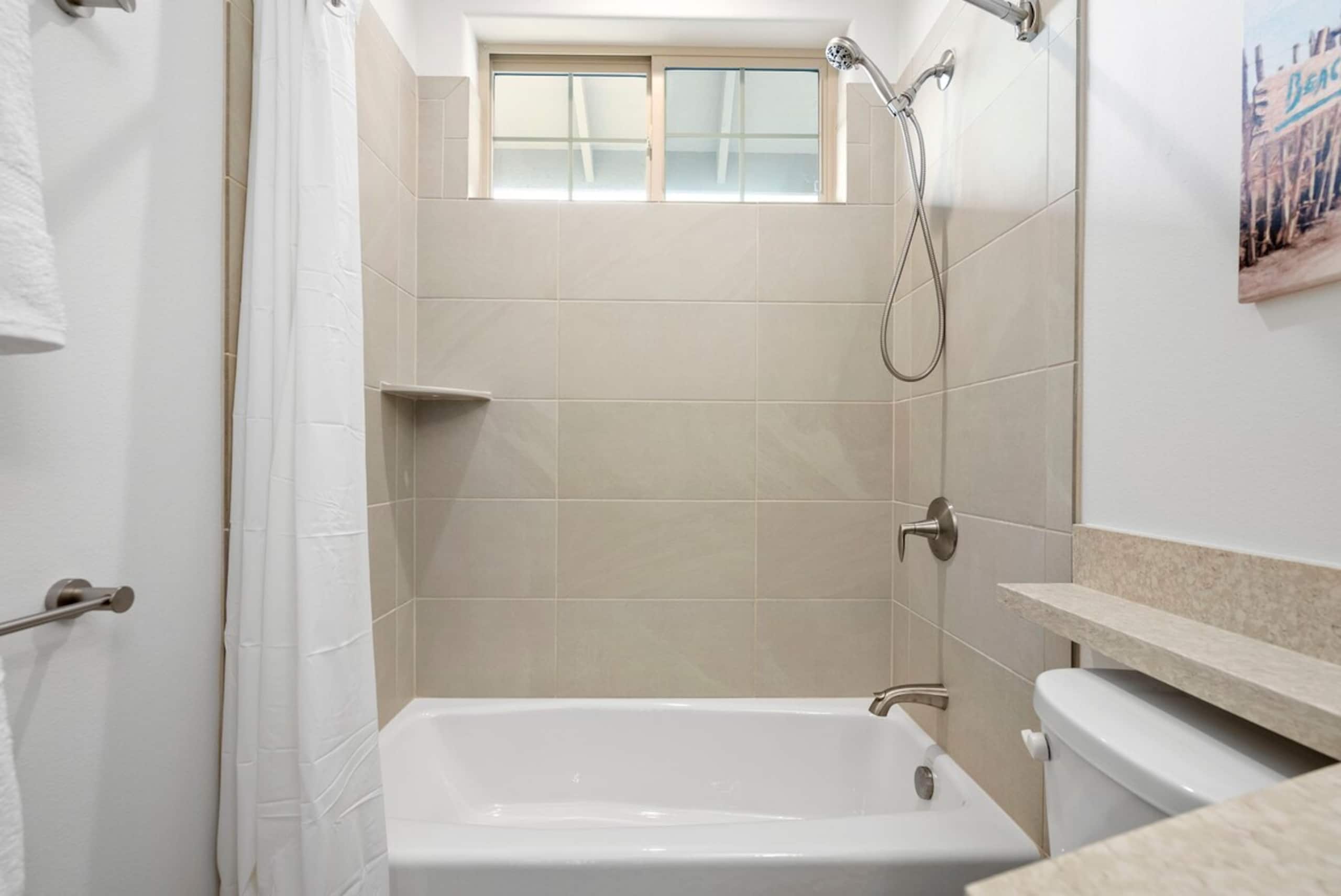 Le'ale'a by AvantStay, Ocean + Mountain Views - Photo 27