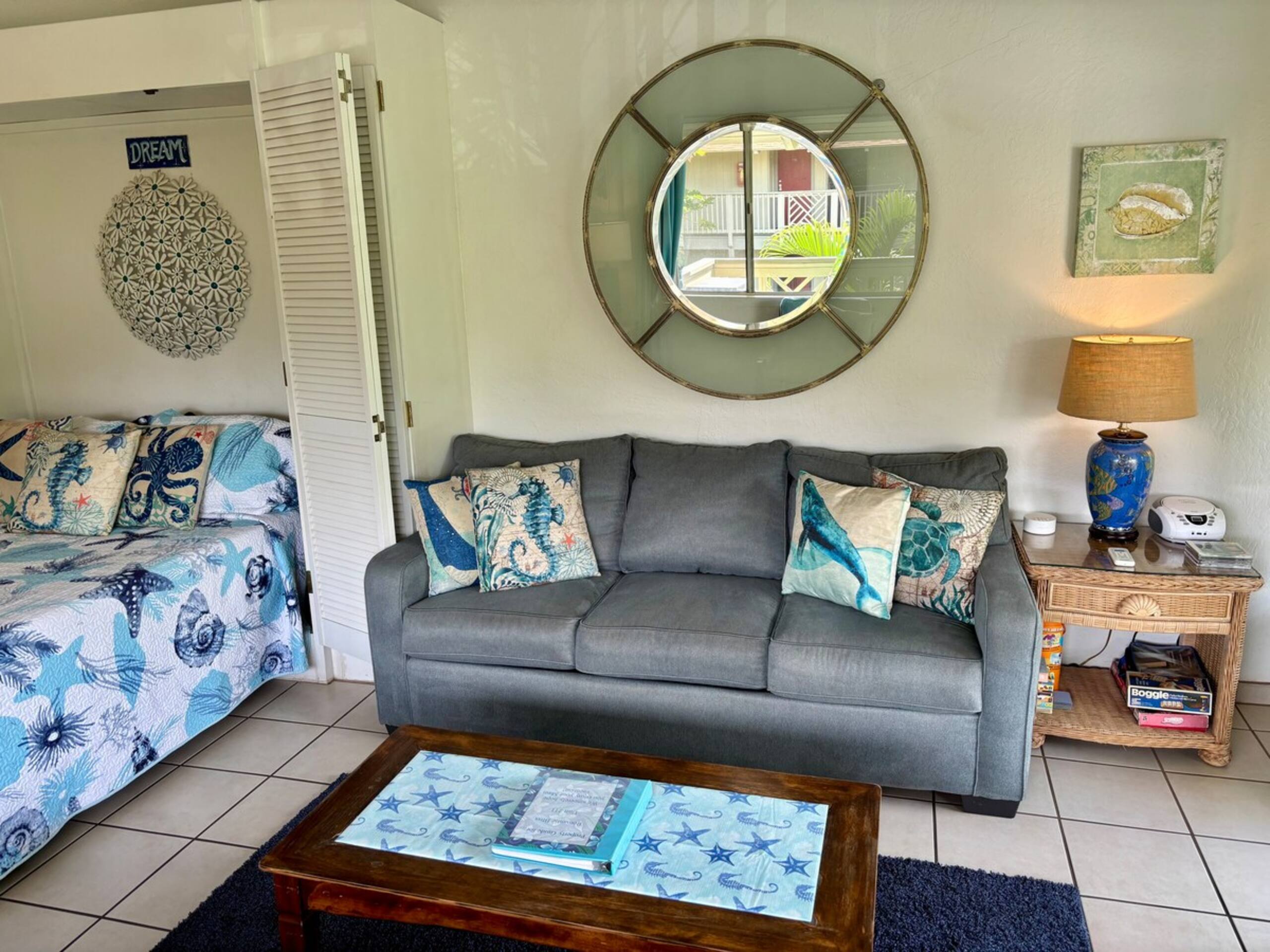 Romantic Bliss Maui Corner Penthouse, By Beach - Photo 4