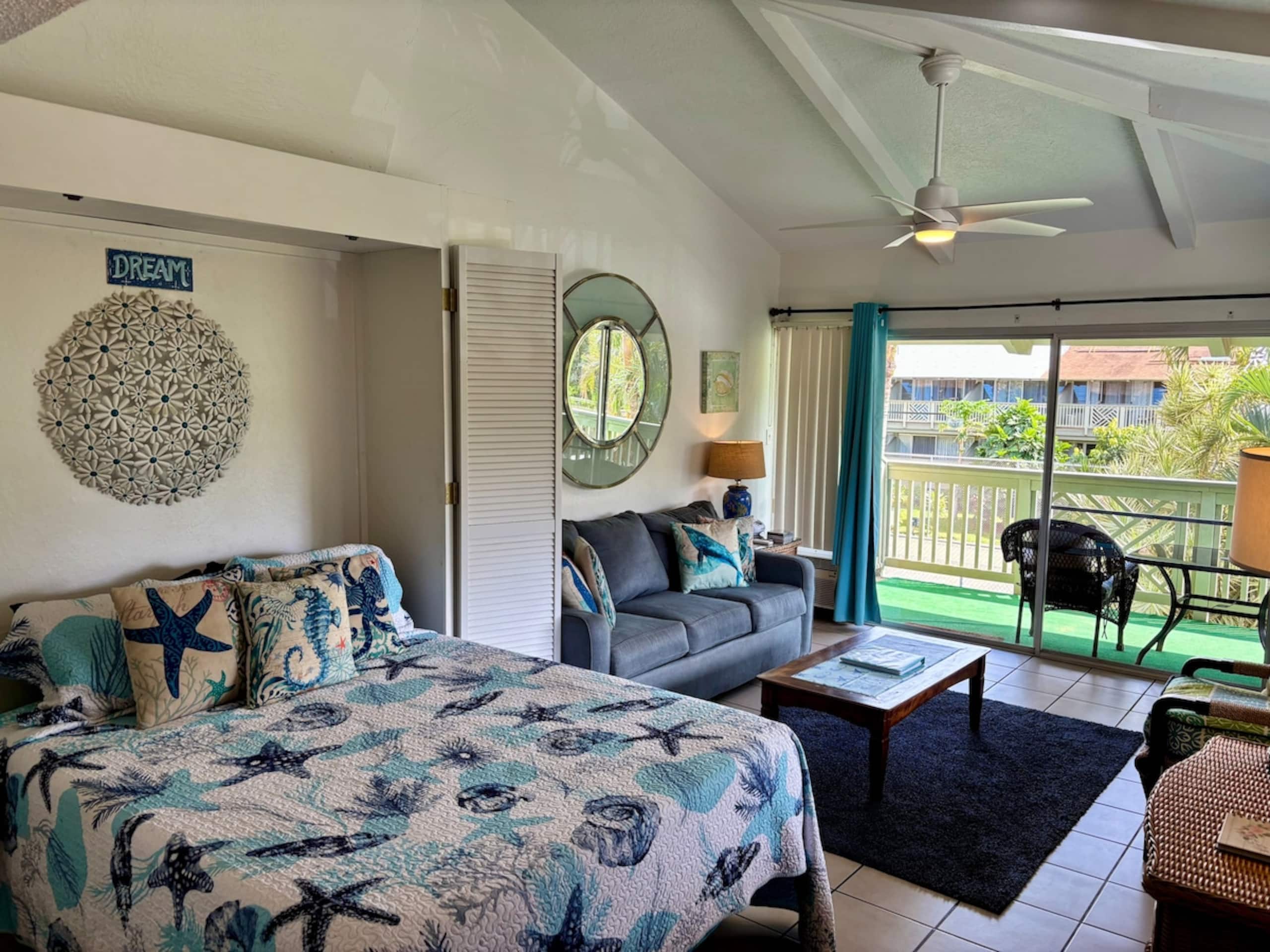 Romantic Bliss Maui Corner Penthouse, By Beach - Photo 31