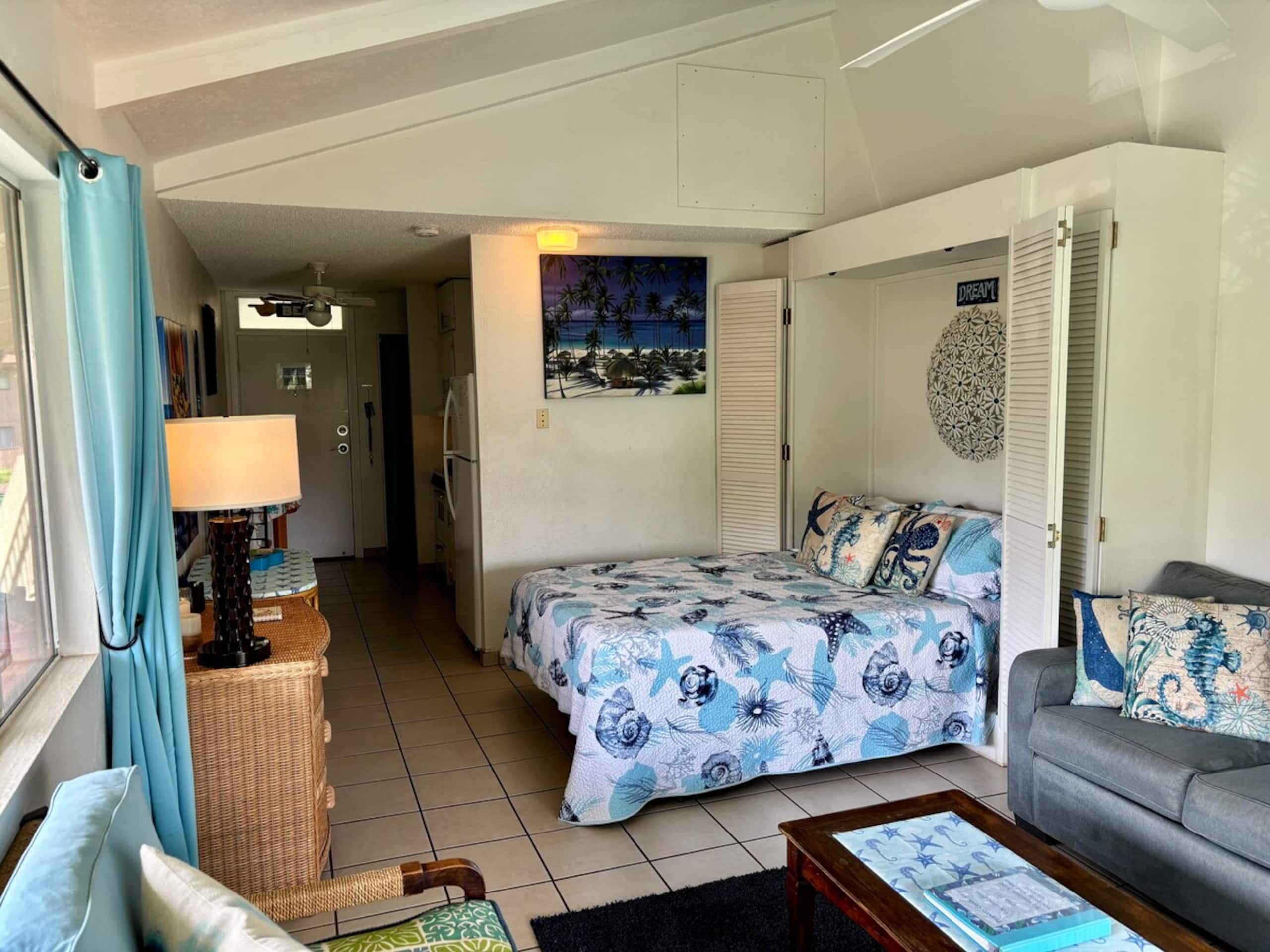 Romantic Bliss Maui Corner Penthouse, By Beach - Photo 25