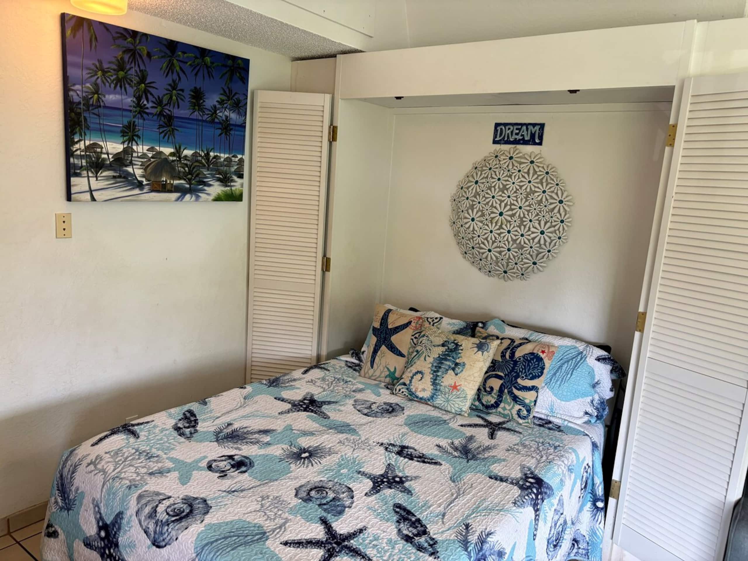 Romantic Bliss Maui Corner Penthouse, By Beach - Photo 26