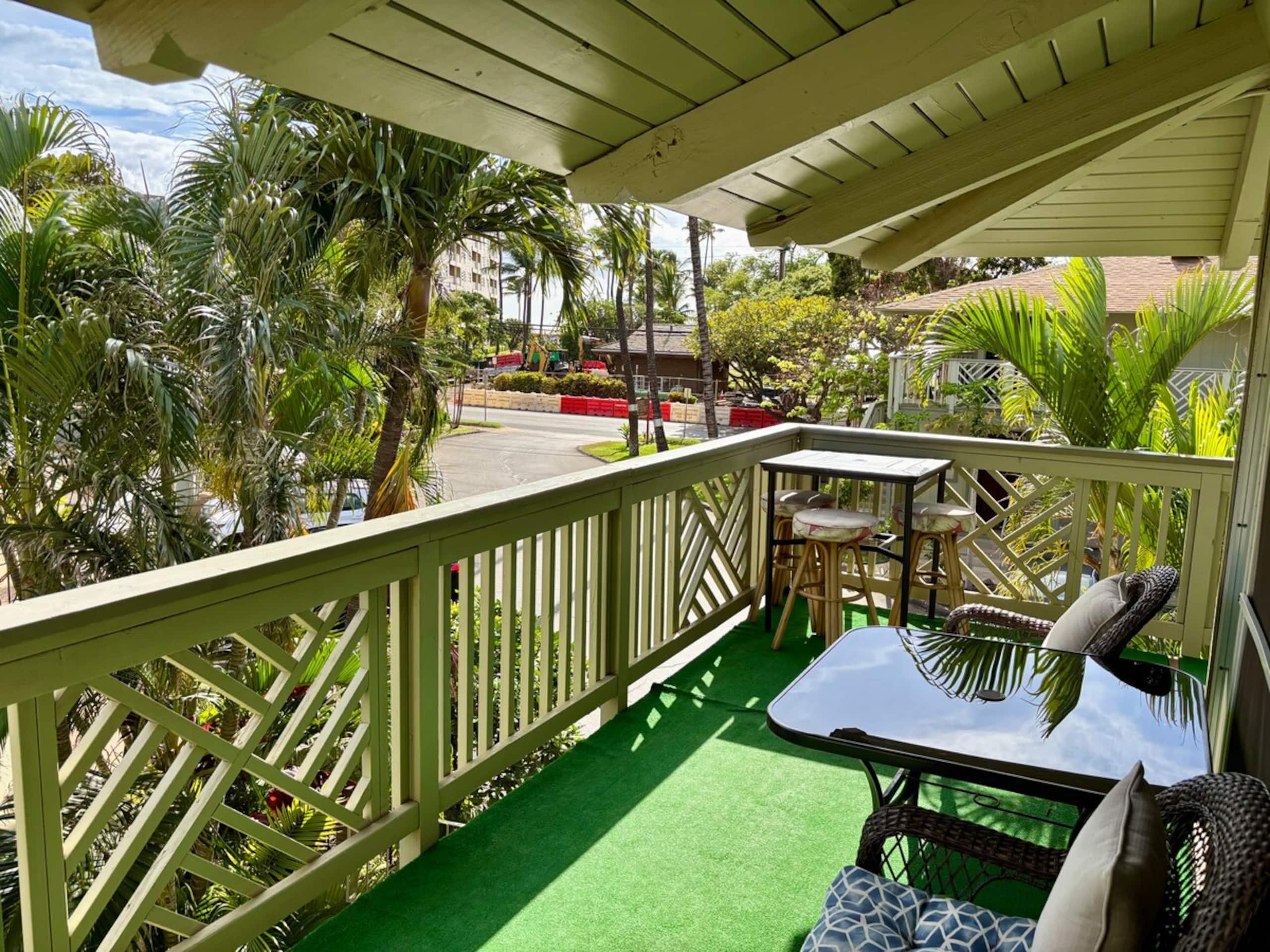 Romantic Bliss Maui Corner Penthouse, By Beach - Photo 18
