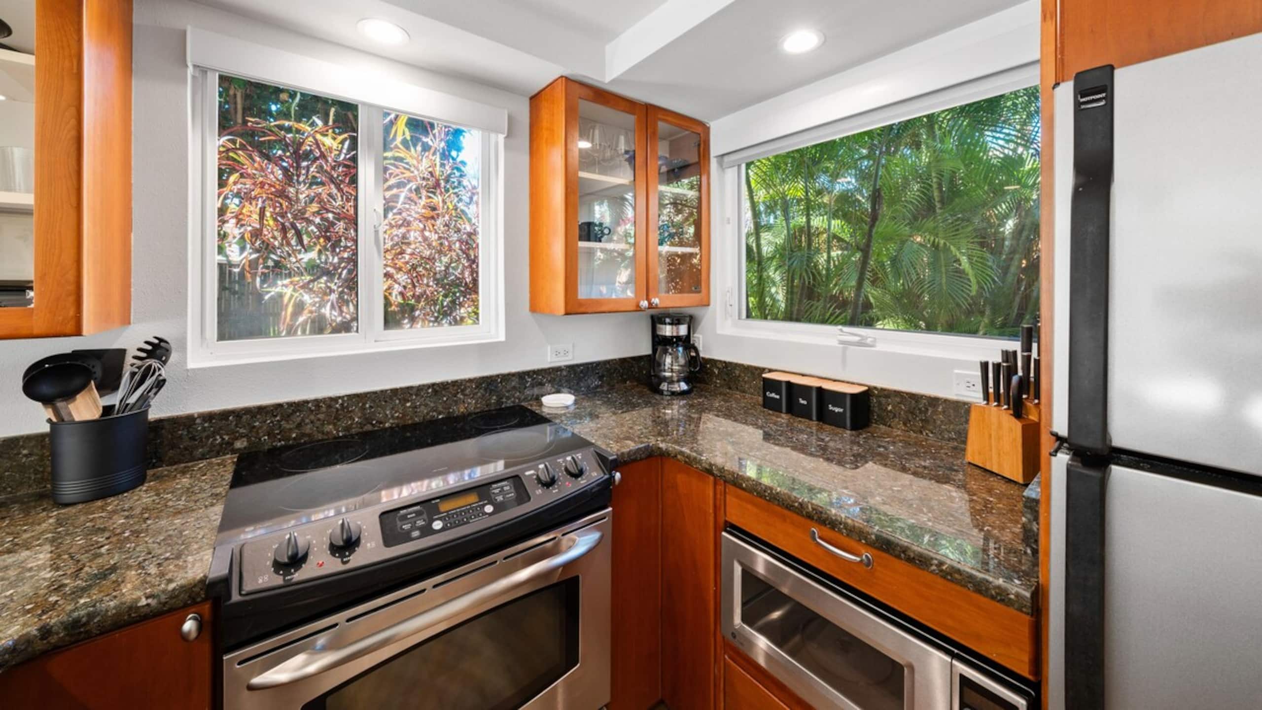 Remodeled Boutique 1bd, Aloha Pualani 6 - Photo 34