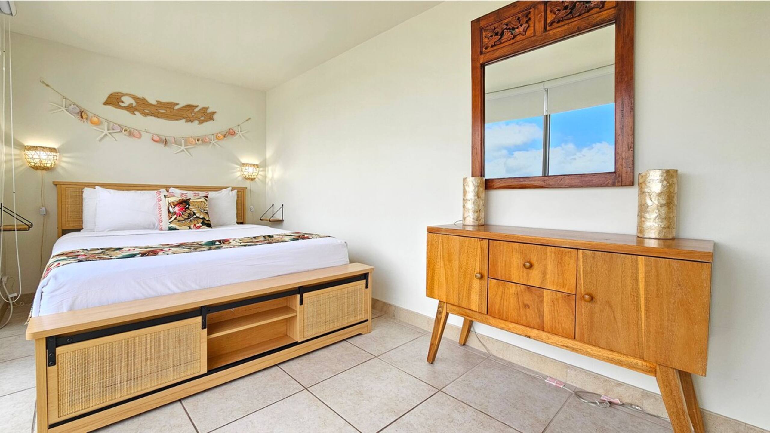 DHBH 1101 A loved Gold Coast Condo - Photo 17