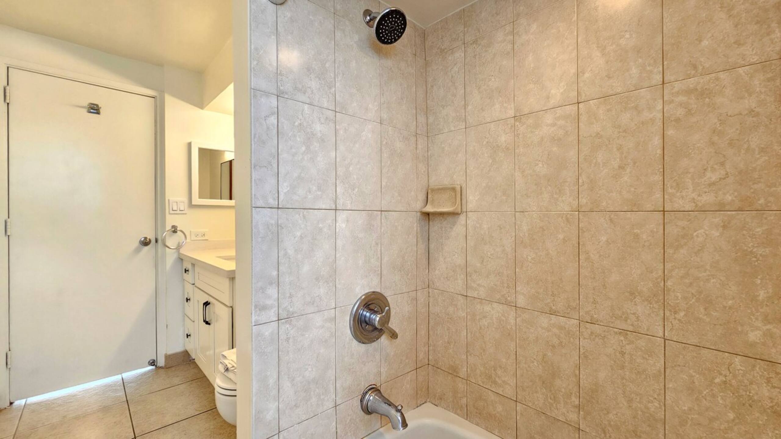 DHBH 1101 A loved Gold Coast Condo - Photo 30