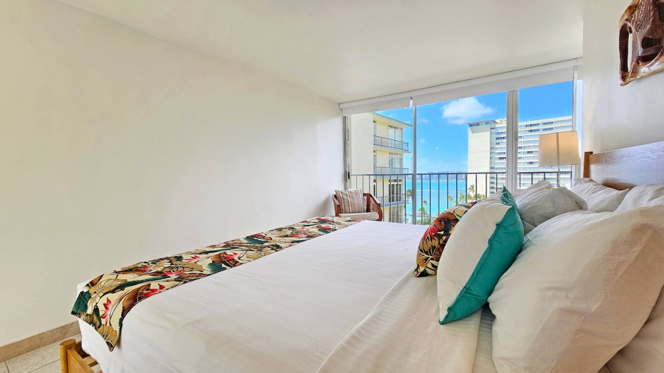 DHBH 1101 A loved Gold Coast Condo - Main photo