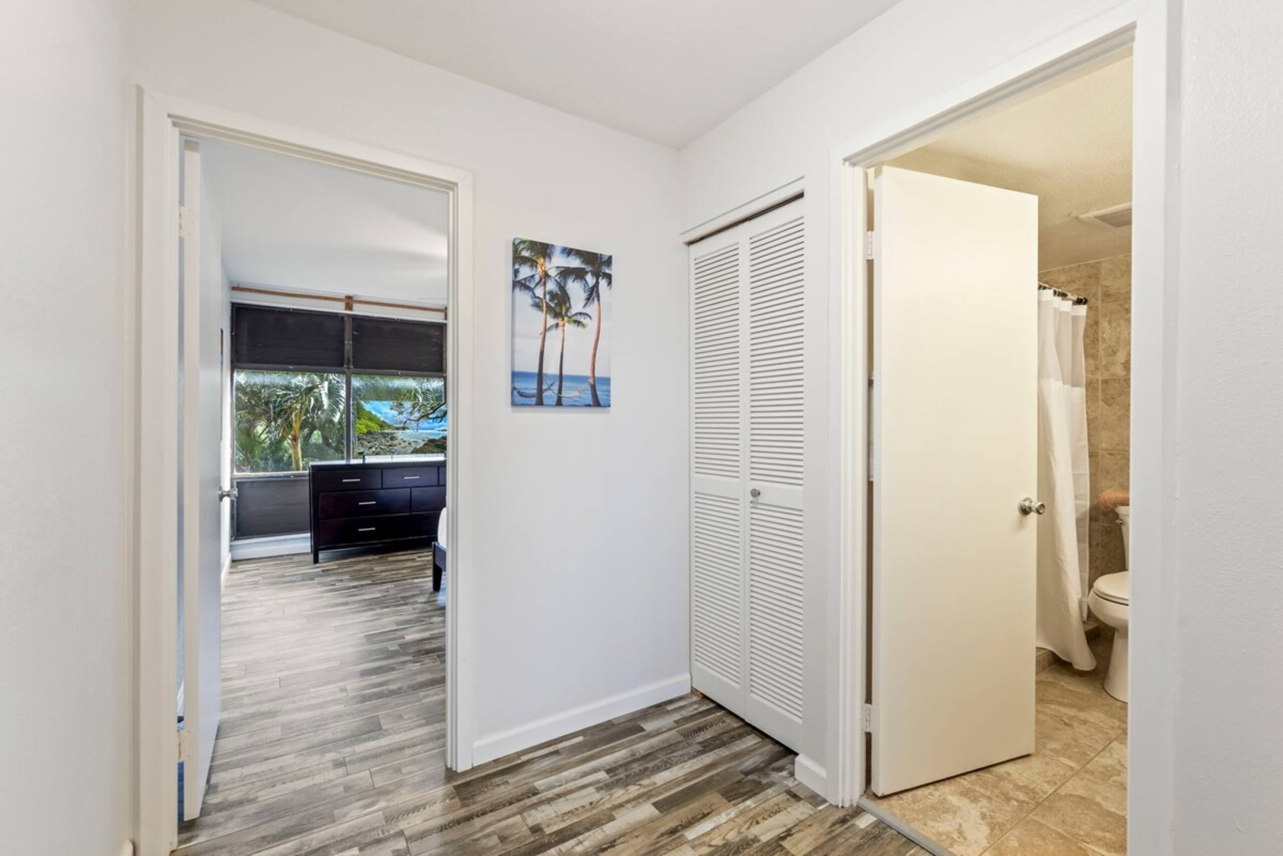 Partial Oceanview 2bed condo, across st from ocean - Photo 29