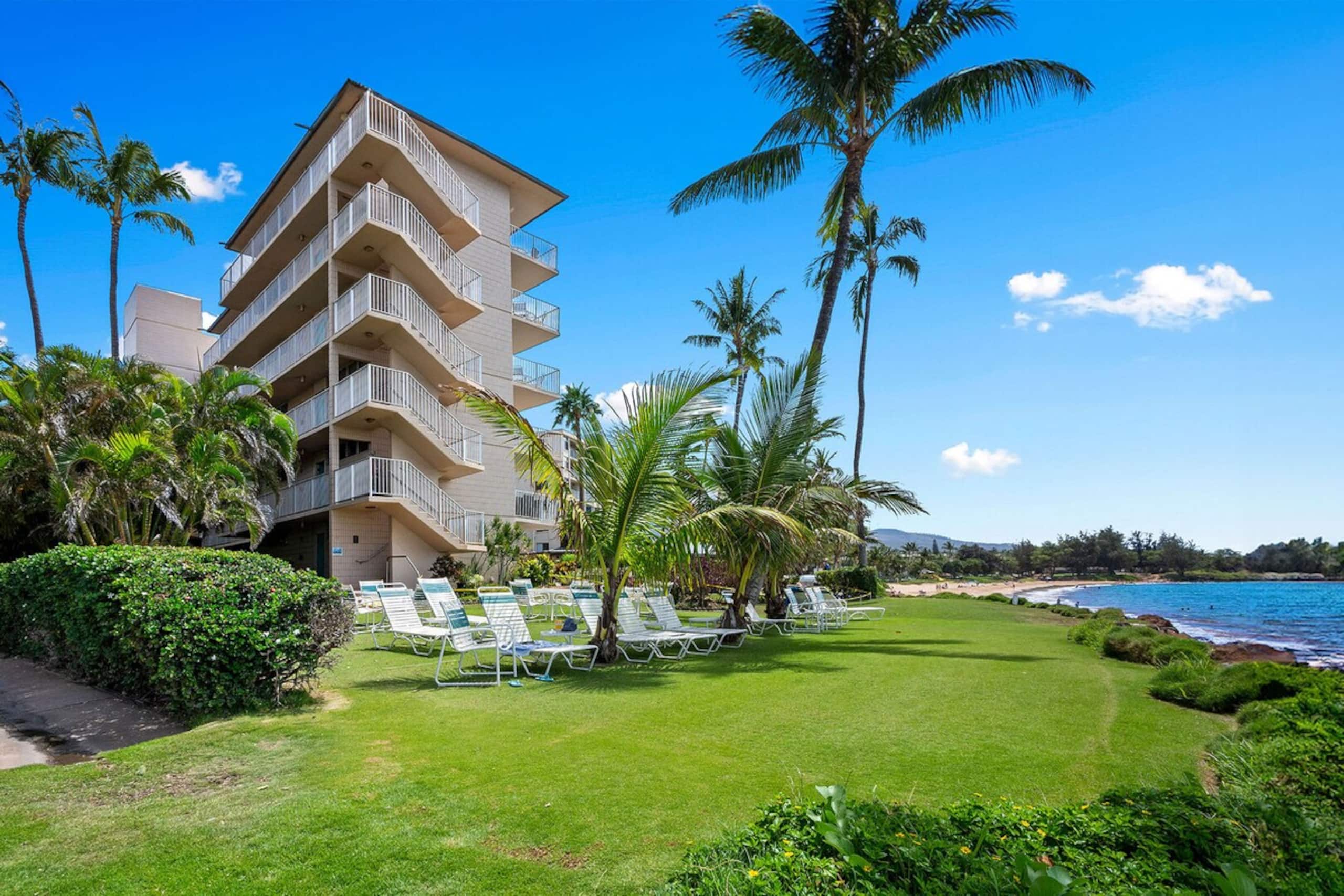 Kamaole Nalu 301 - Stunning Ocean Views, Renovated - Photo 28