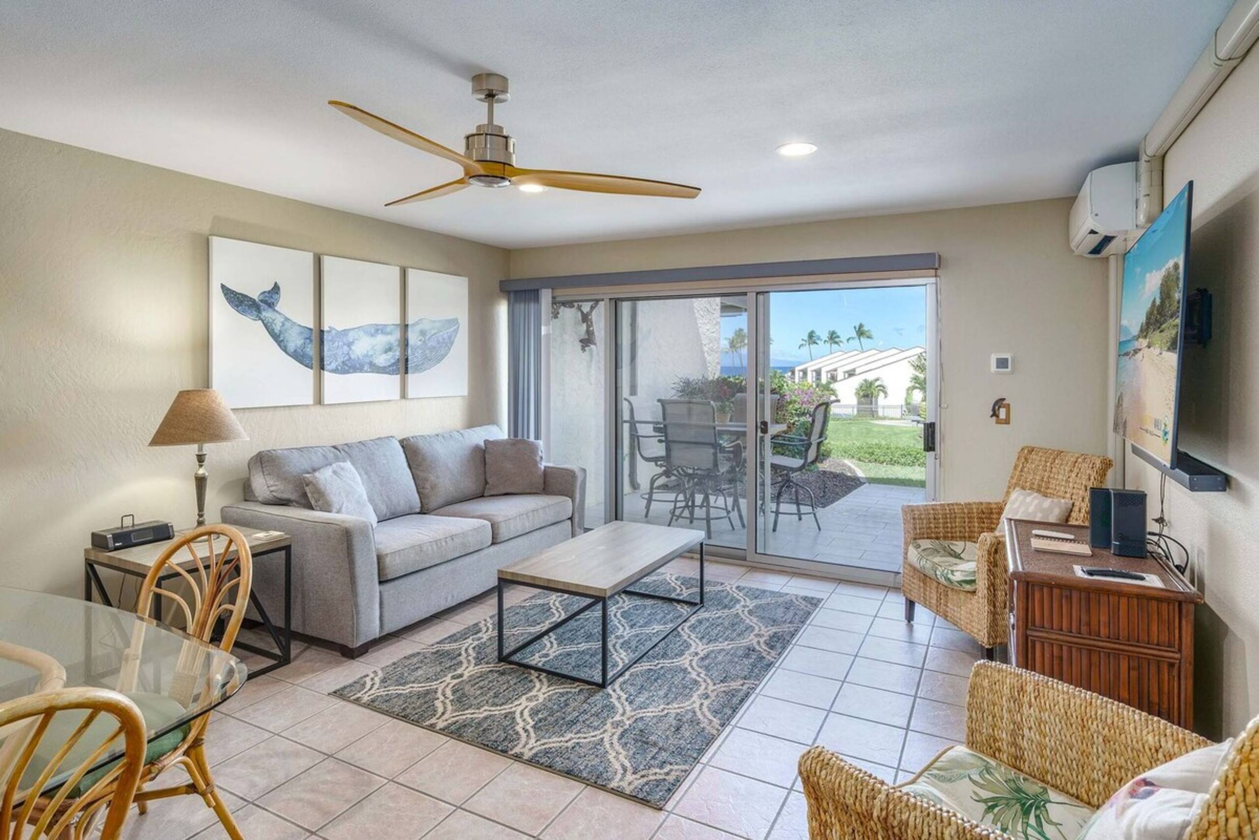 Hale Kamaole 150, Beautiful Renovation, Split AC - Photo 14