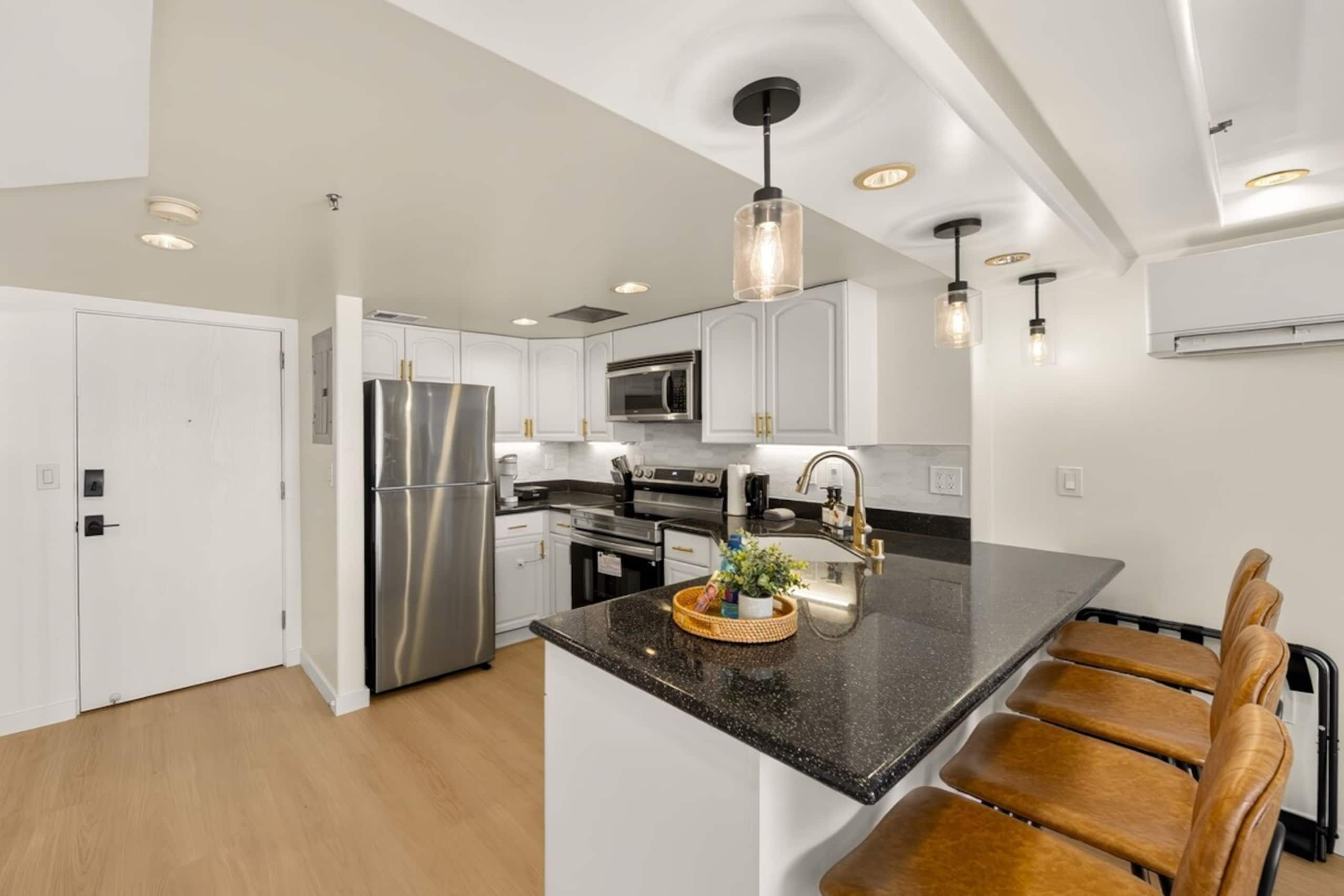 New Listing | OceanView, Sleeps 6, FridayFireworks - Photo 18