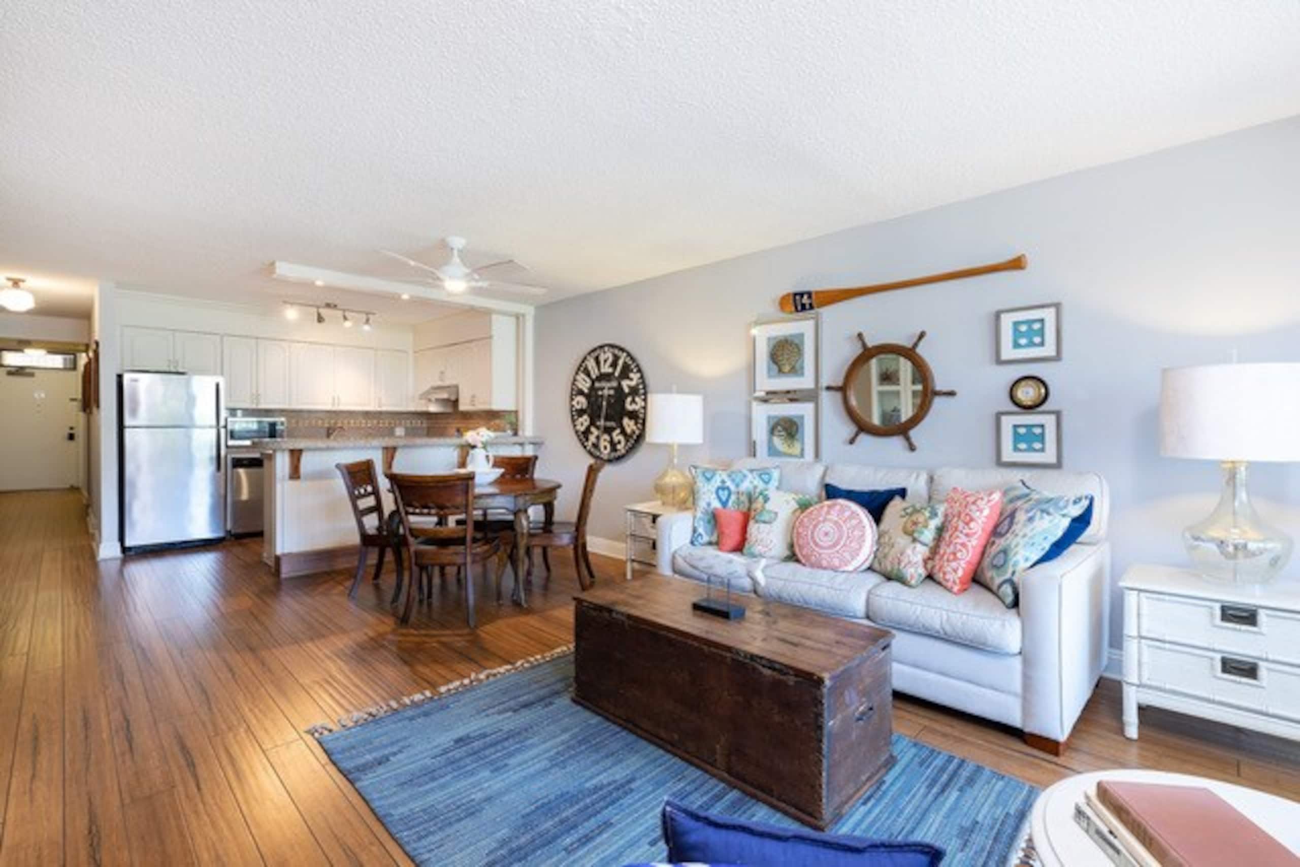 Colorful Kihei Condo Across the Street from Beach - Photo 14