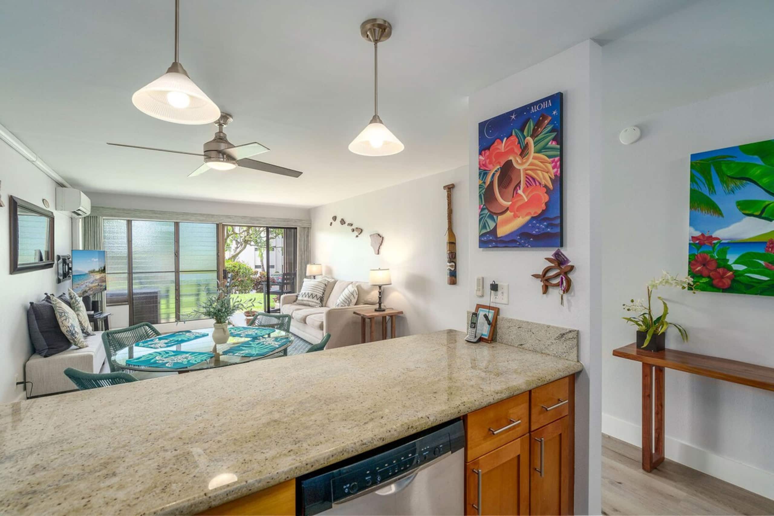 Kihei Akahi D-G04, Renovated, Split AC, No Carpet - Photo 13