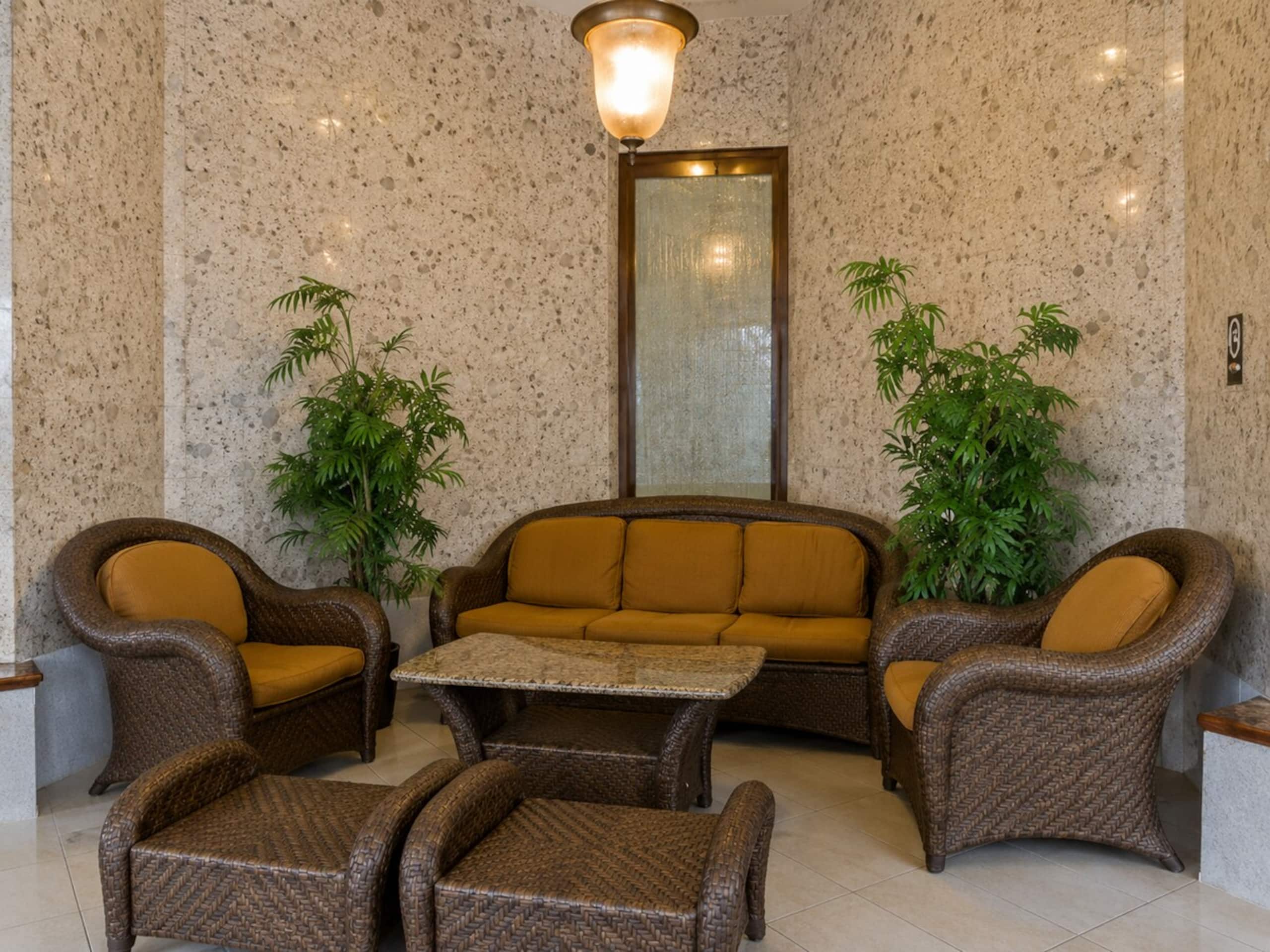 Steps to Beach Partial Oceanview Free Parking - Photo 20