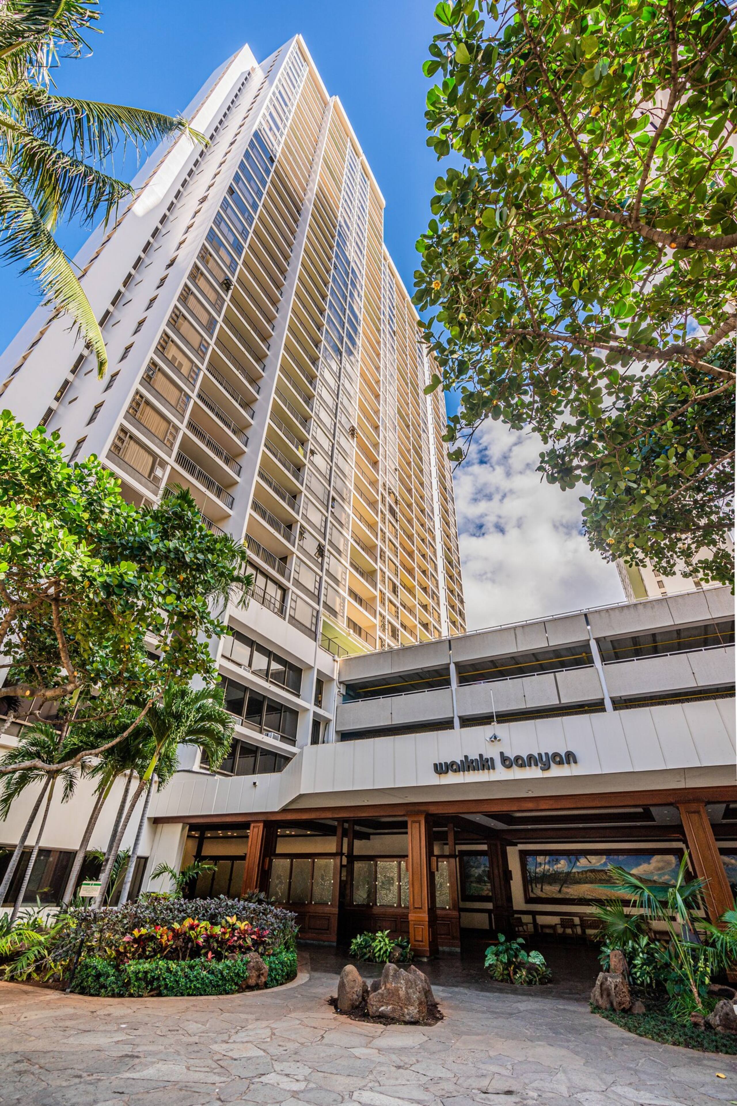 Ocean View 16th FL 1BR Condo FREE parking - Photo 33