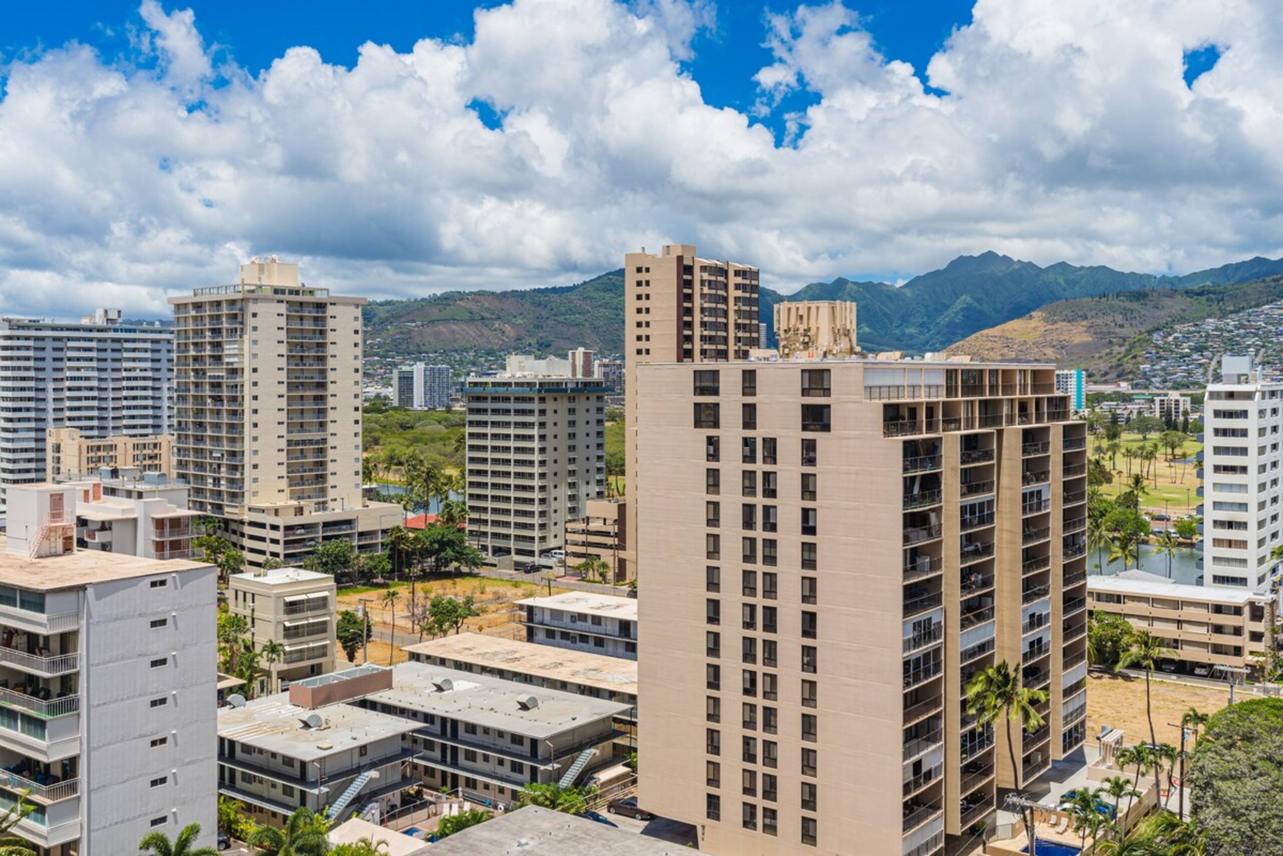 Ocean View 16th FL 1BR Condo FREE parking - Photo 31