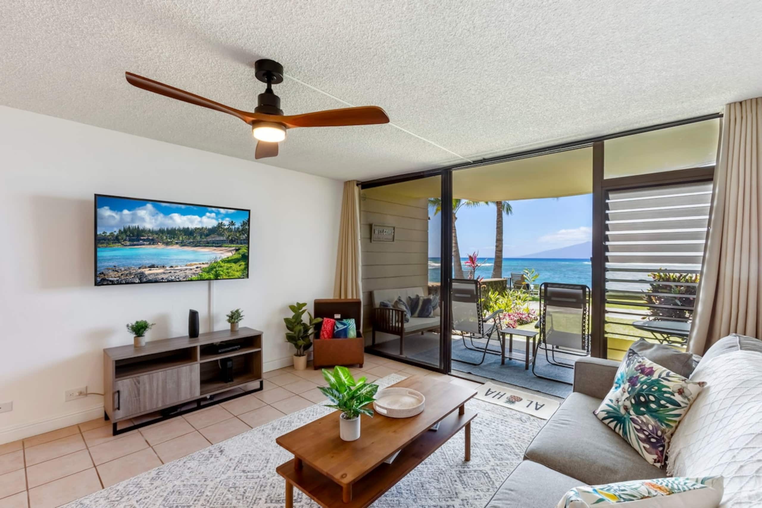 Renovated Maui Oceanfront, Whales + Sunset Lanai - Photo 9