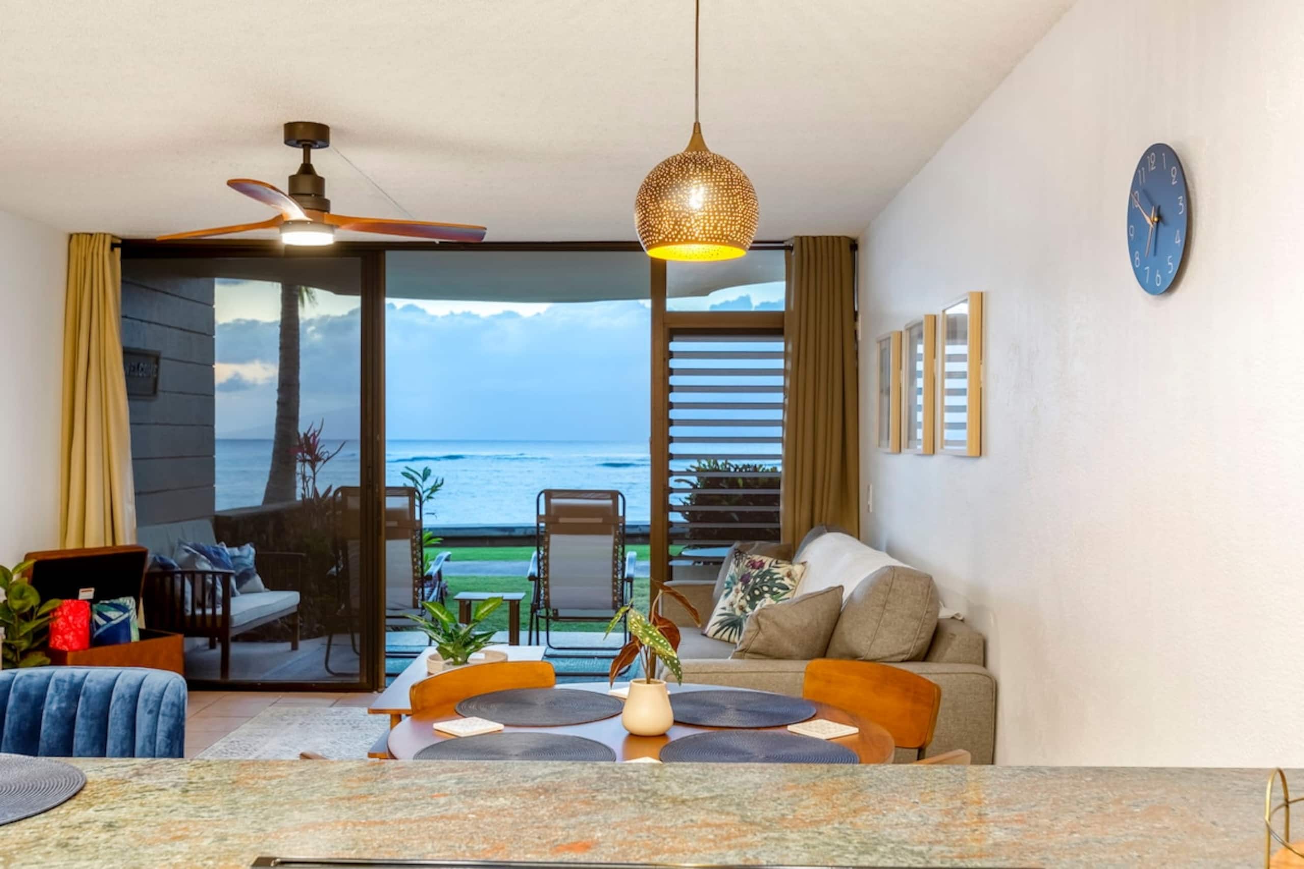 Renovated Maui Oceanfront, Whales + Sunset Lanai - Photo 4