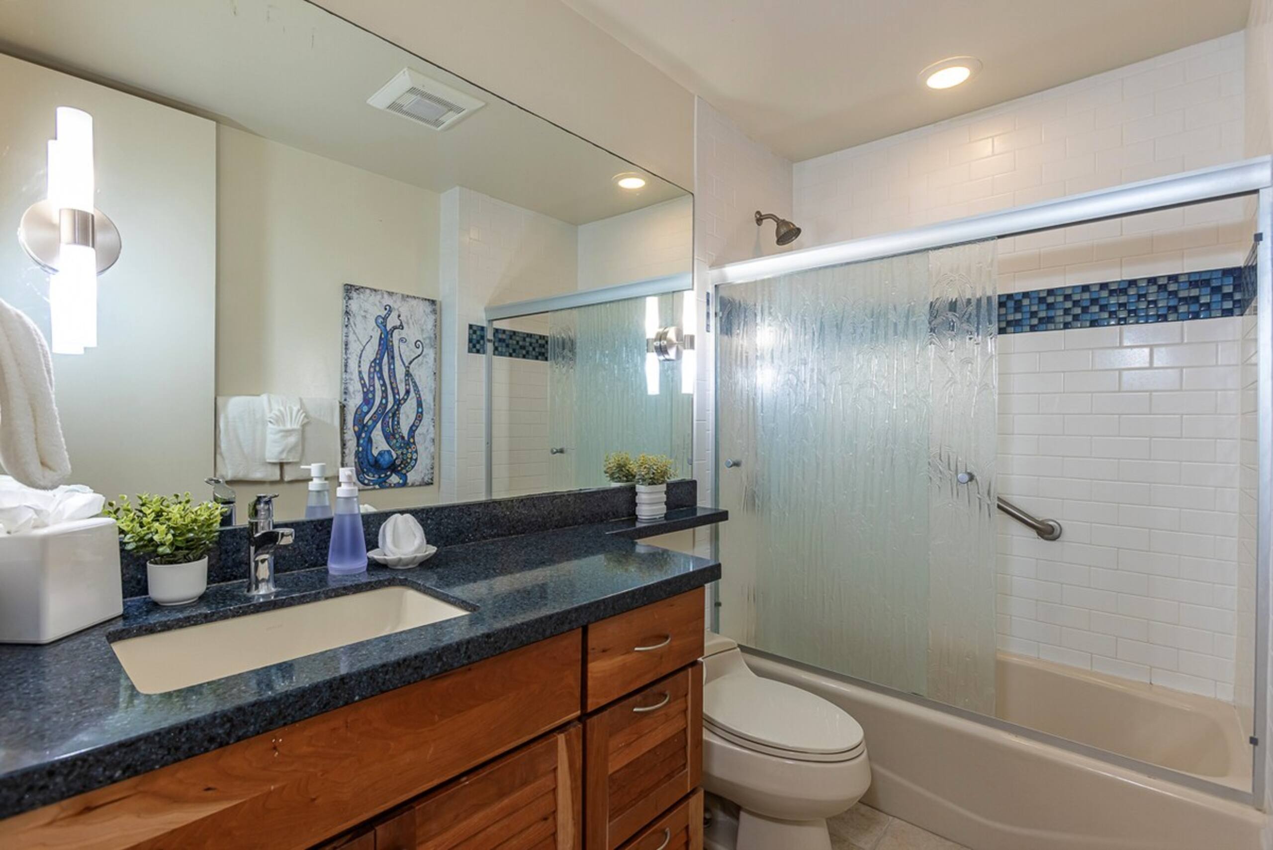 Beautifully Updated Oceanview Condo in Wailea - Photo 26