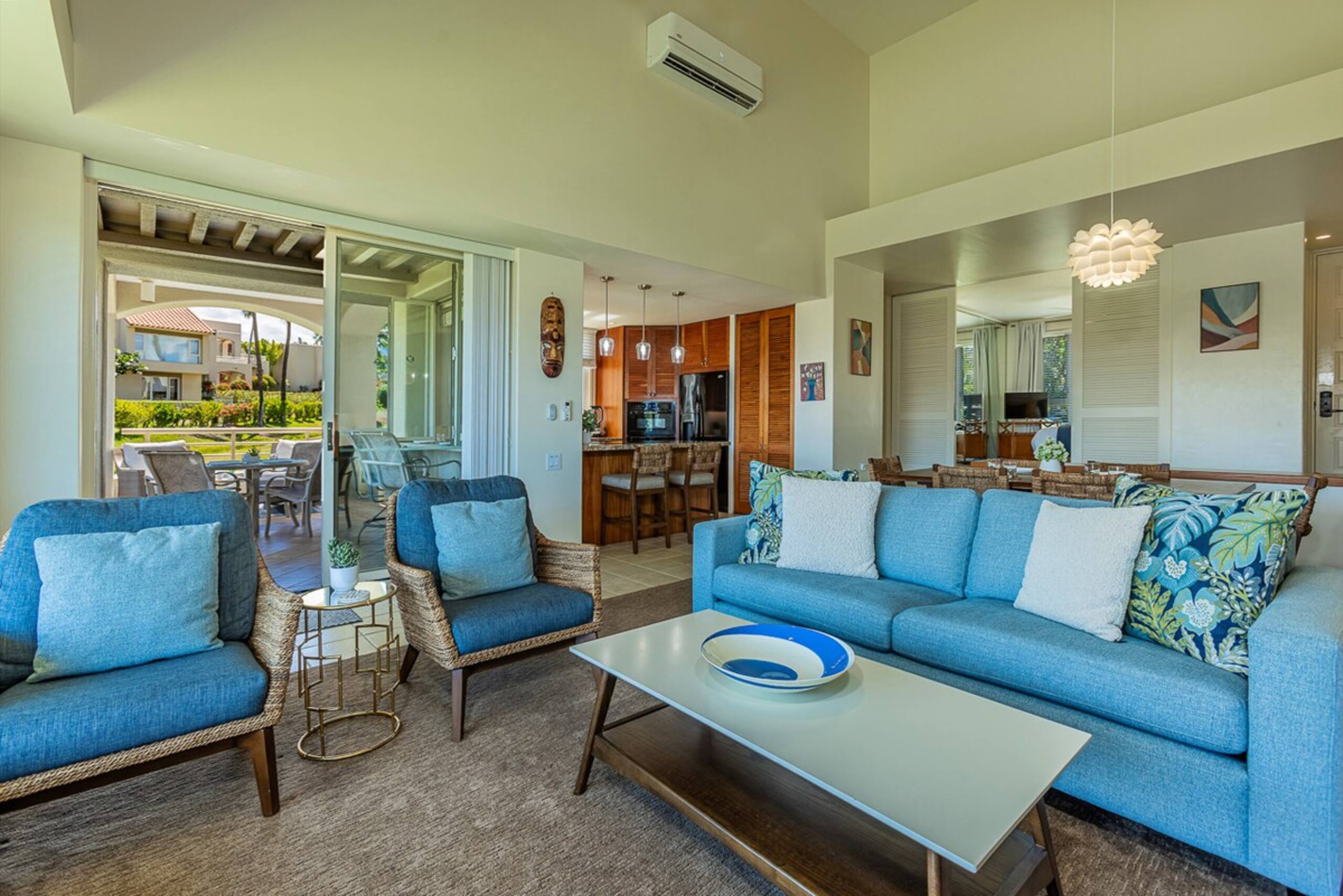 Beautifully Updated Oceanview Condo in Wailea - Photo 8