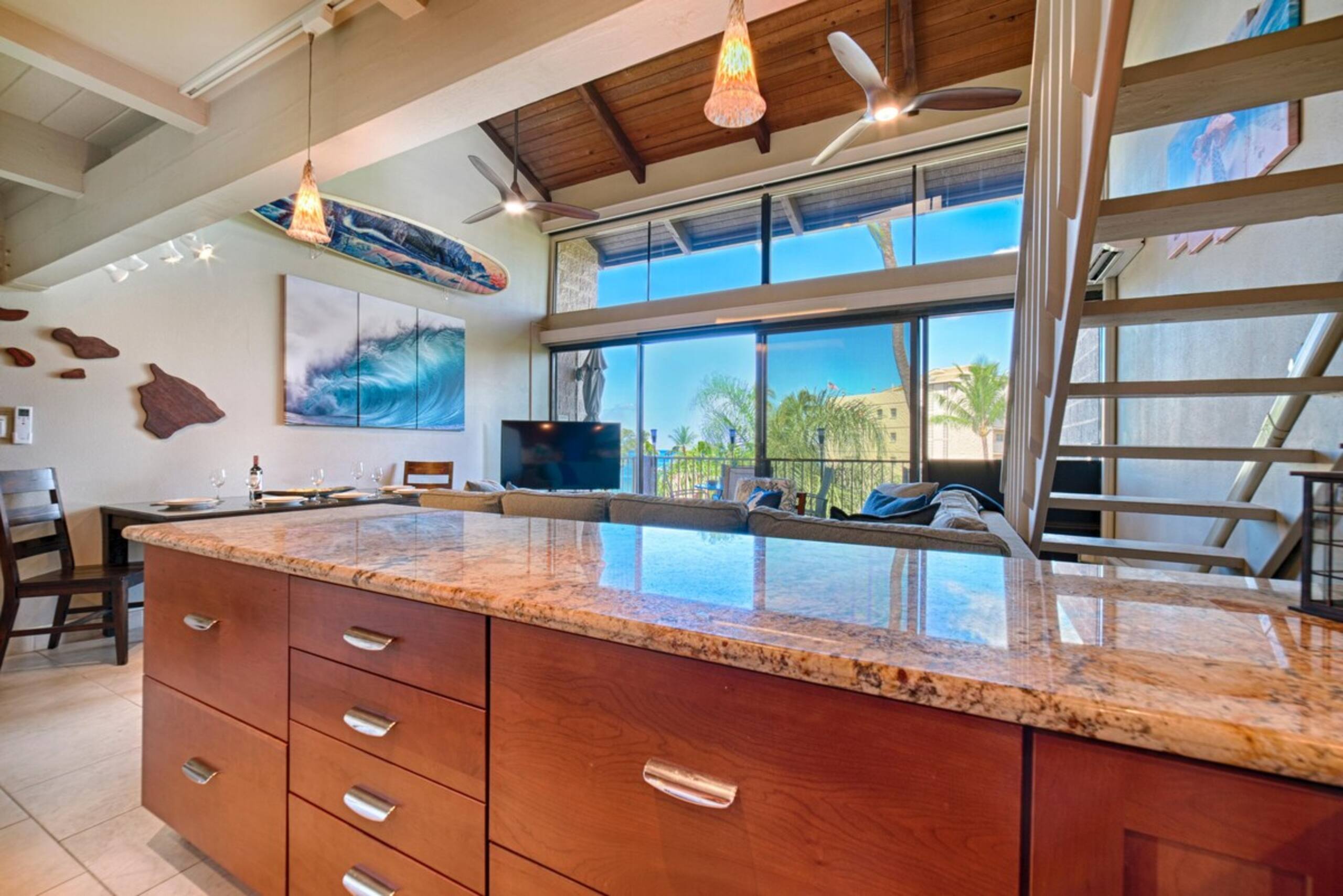 Luxurious 3 Bedroom Penthouse W/ Oceanview Across - Photo 20