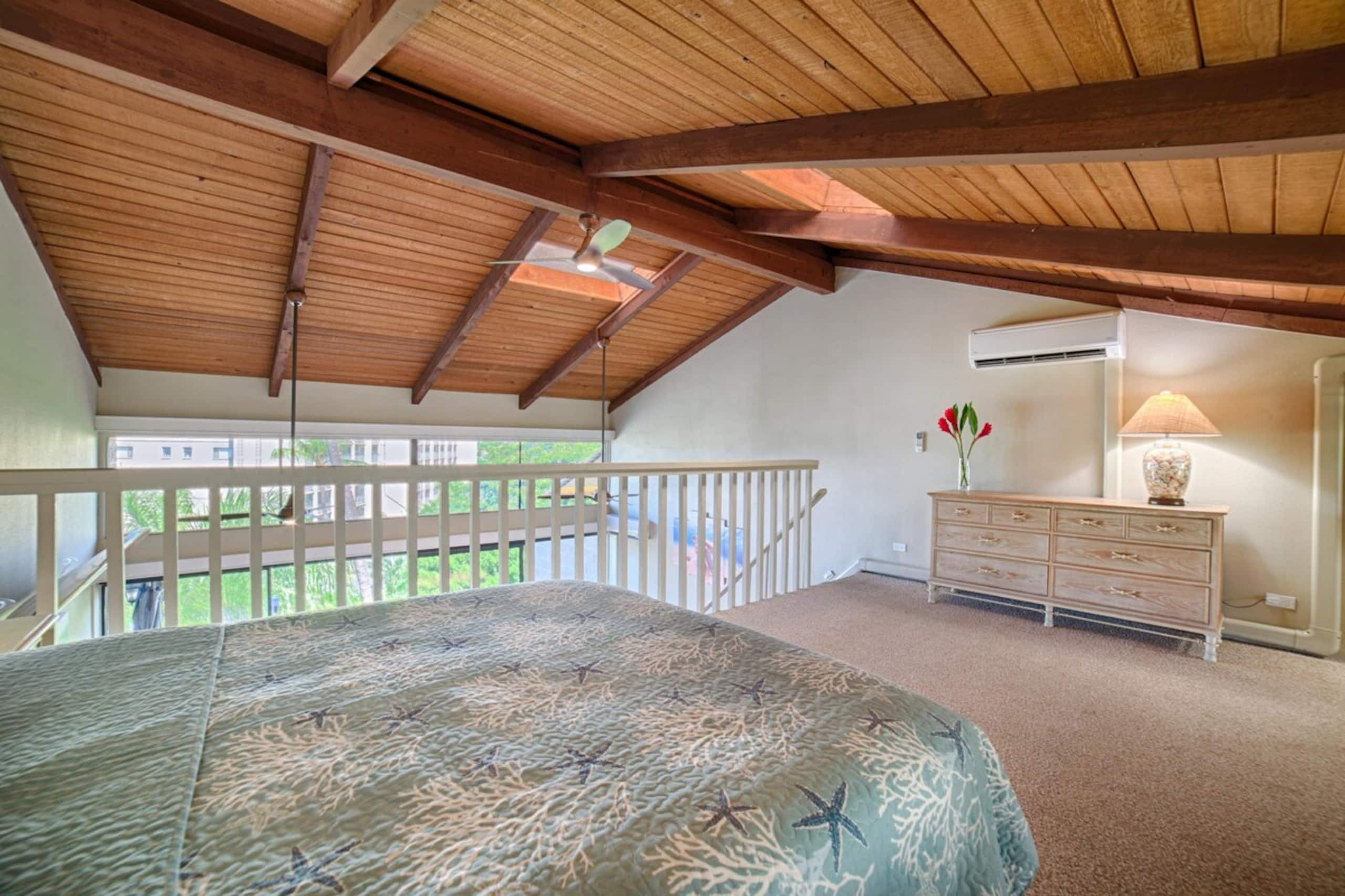 Luxurious 3 Bedroom Penthouse W/ Oceanview Across - Photo 26
