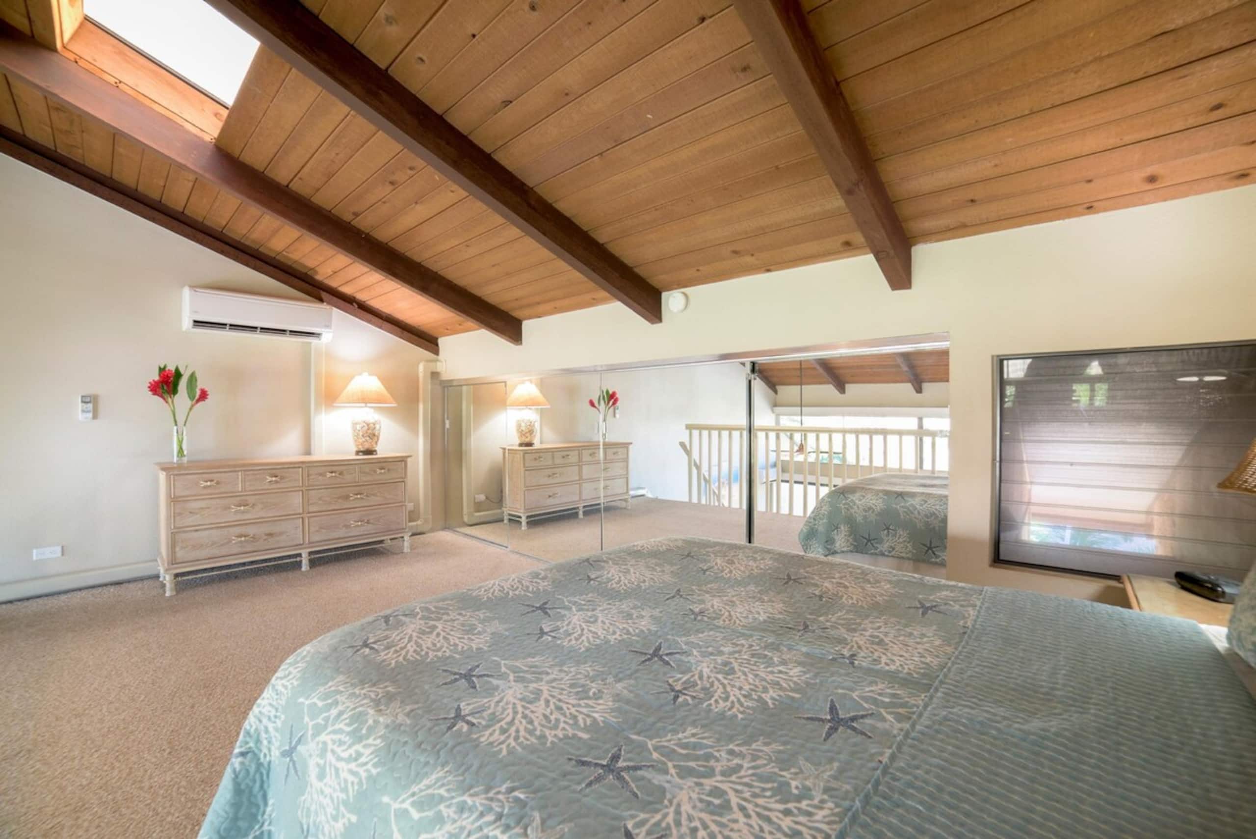 Luxurious 3 Bedroom Penthouse W/ Oceanview Across - Photo 32
