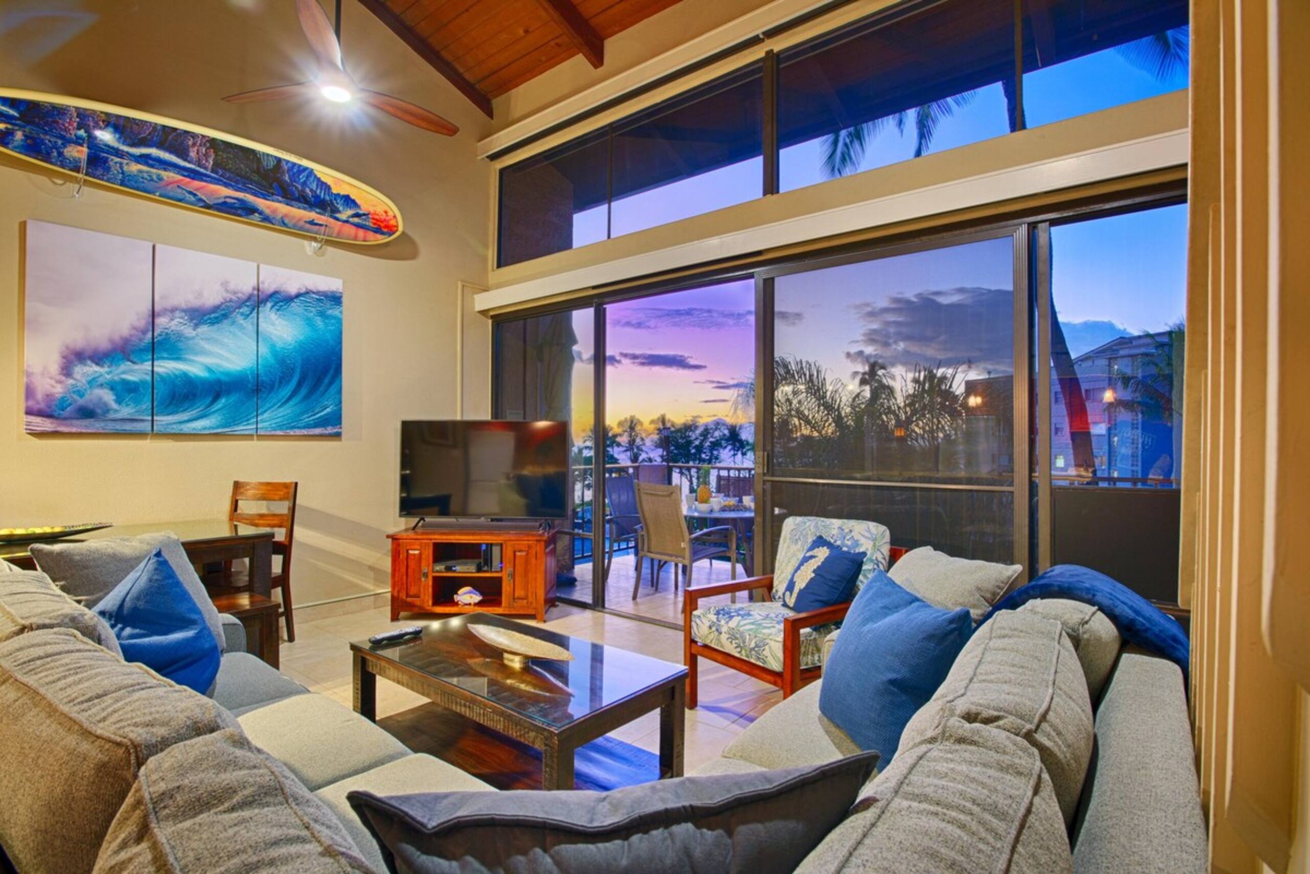 Luxurious 3 Bedroom Penthouse W/ Oceanview Across - Photo 57