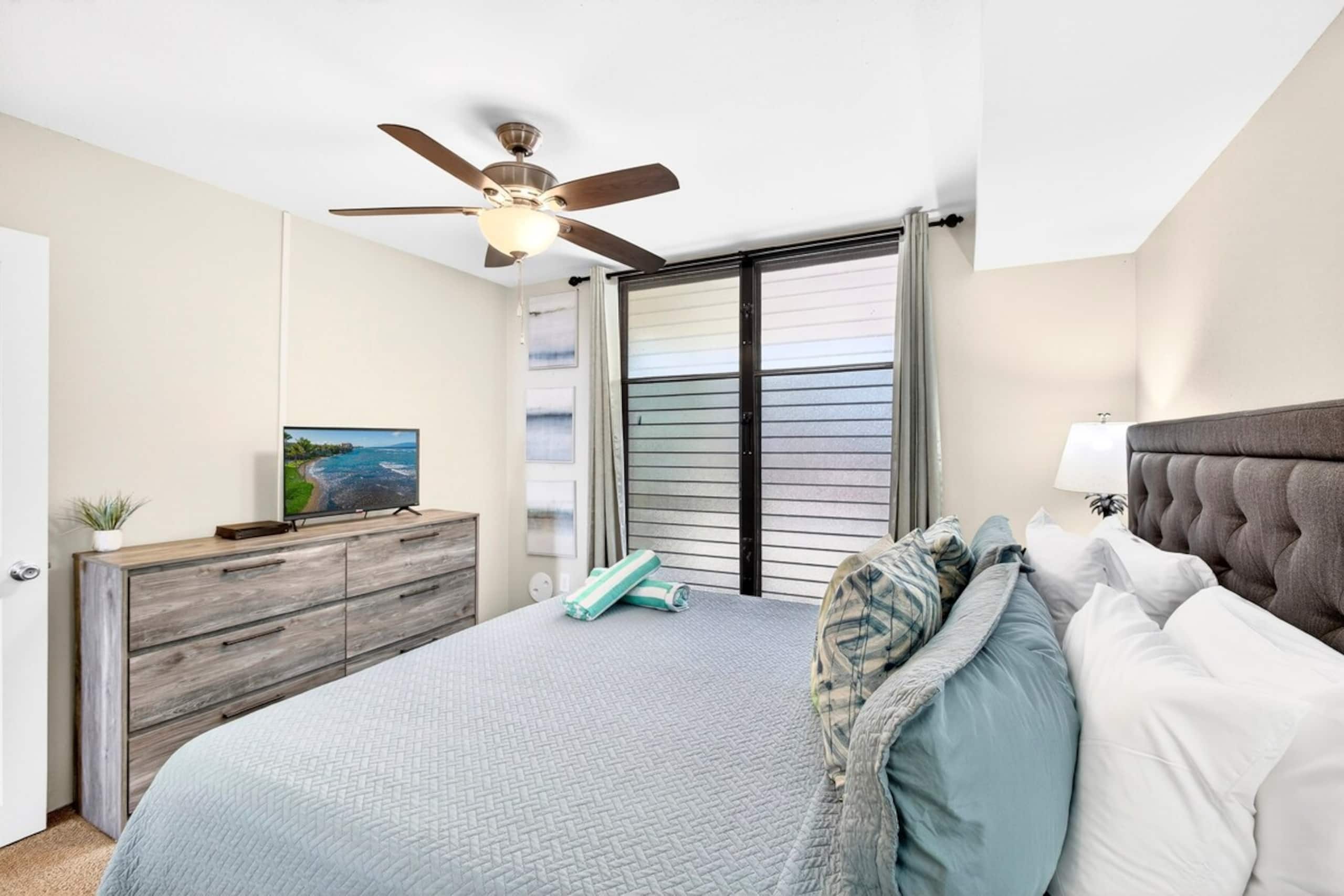 Coastal Elegance: A Fresh Oceanfront Gem - Photo 22