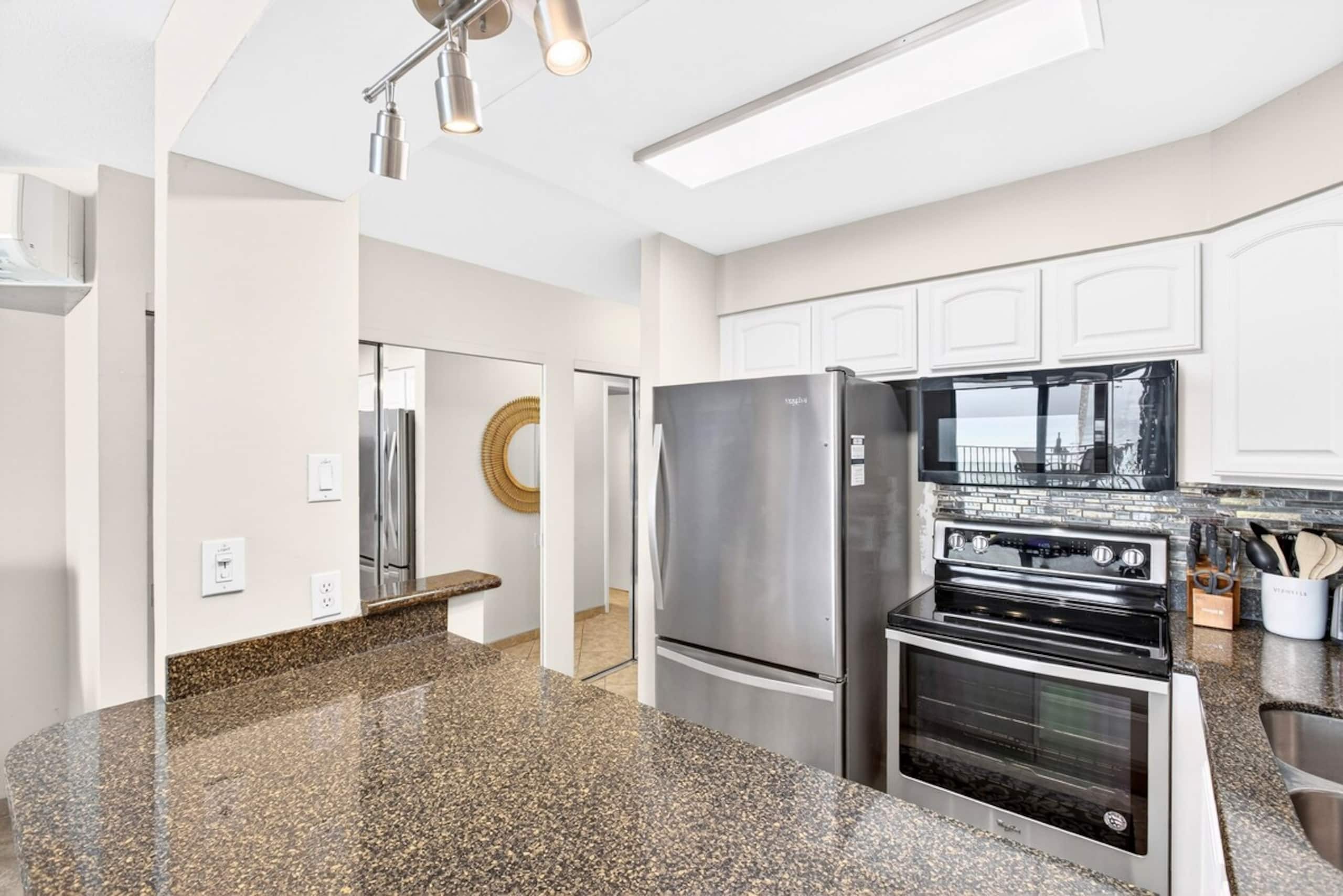 Coastal Elegance: A Fresh Oceanfront Gem - Photo 15