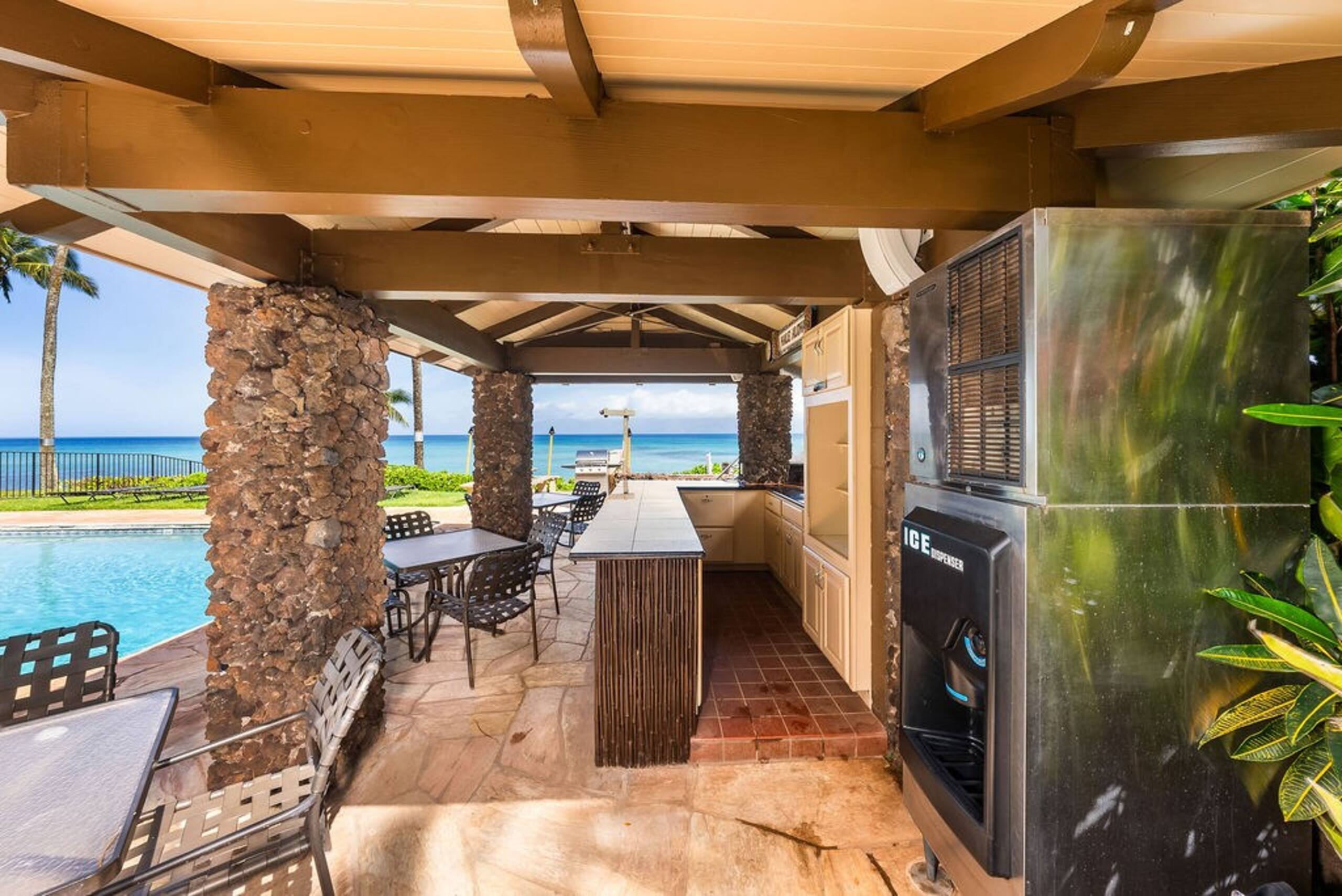 Coastal Elegance: A Fresh Oceanfront Gem - Photo 31