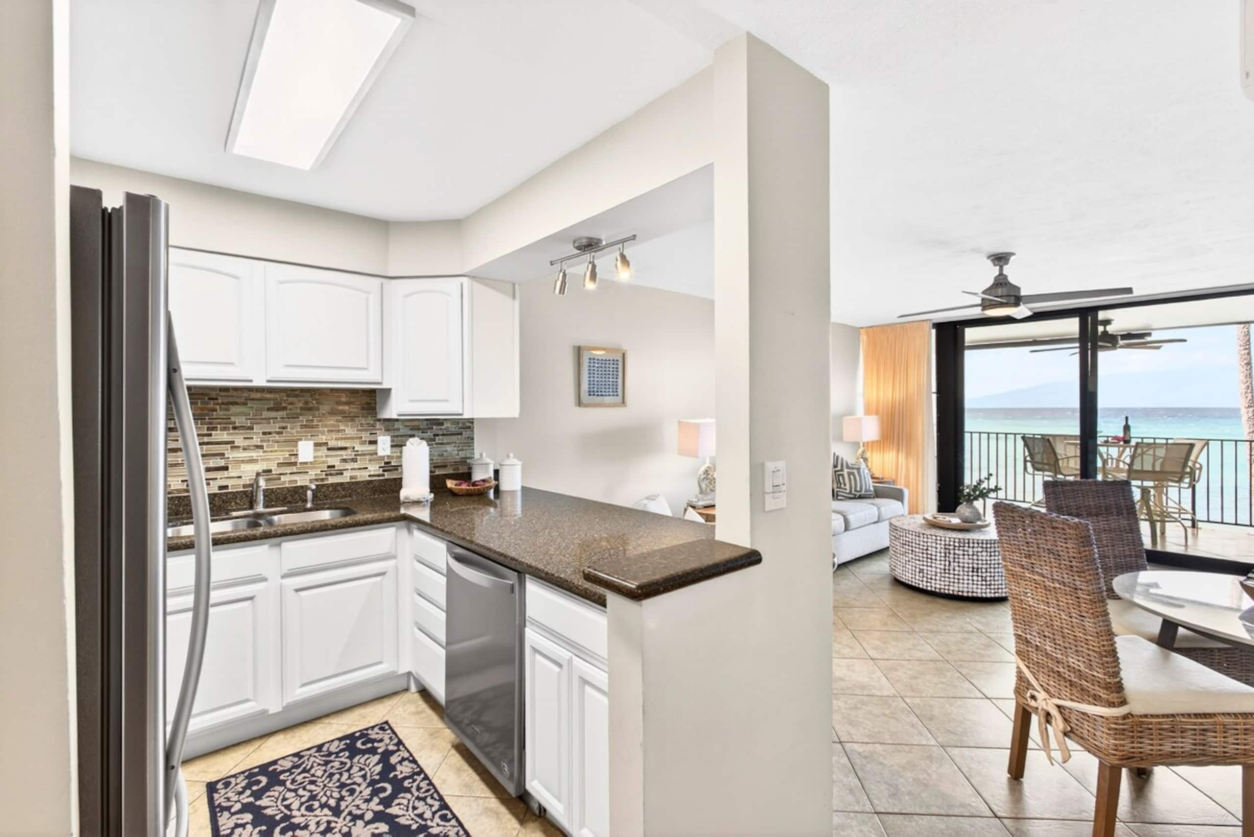 Coastal Elegance: A Fresh Oceanfront Gem - Photo 19